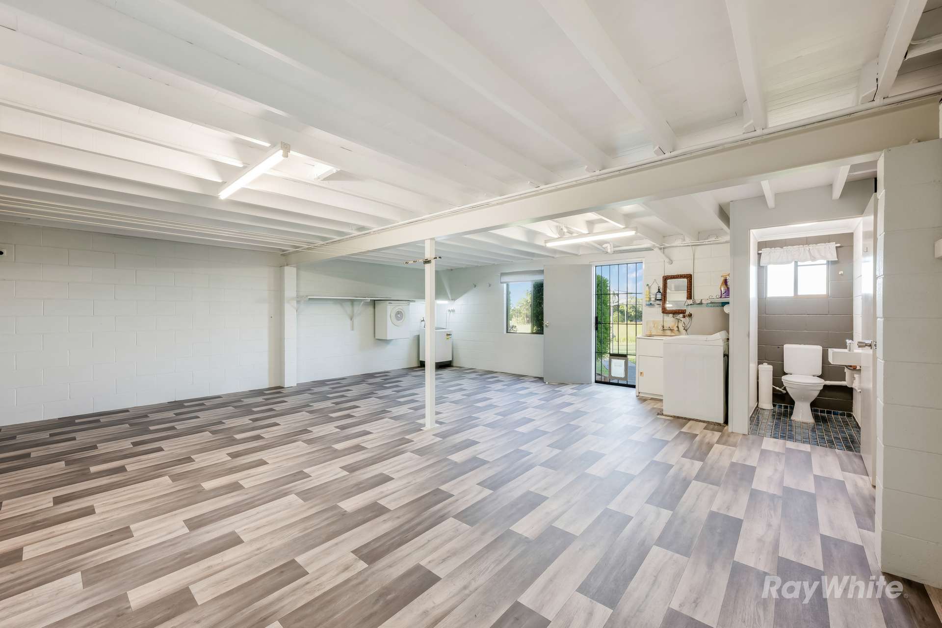 9 Eden Street East, Walkers Point For Sale by Farmbuy.com - image 19
