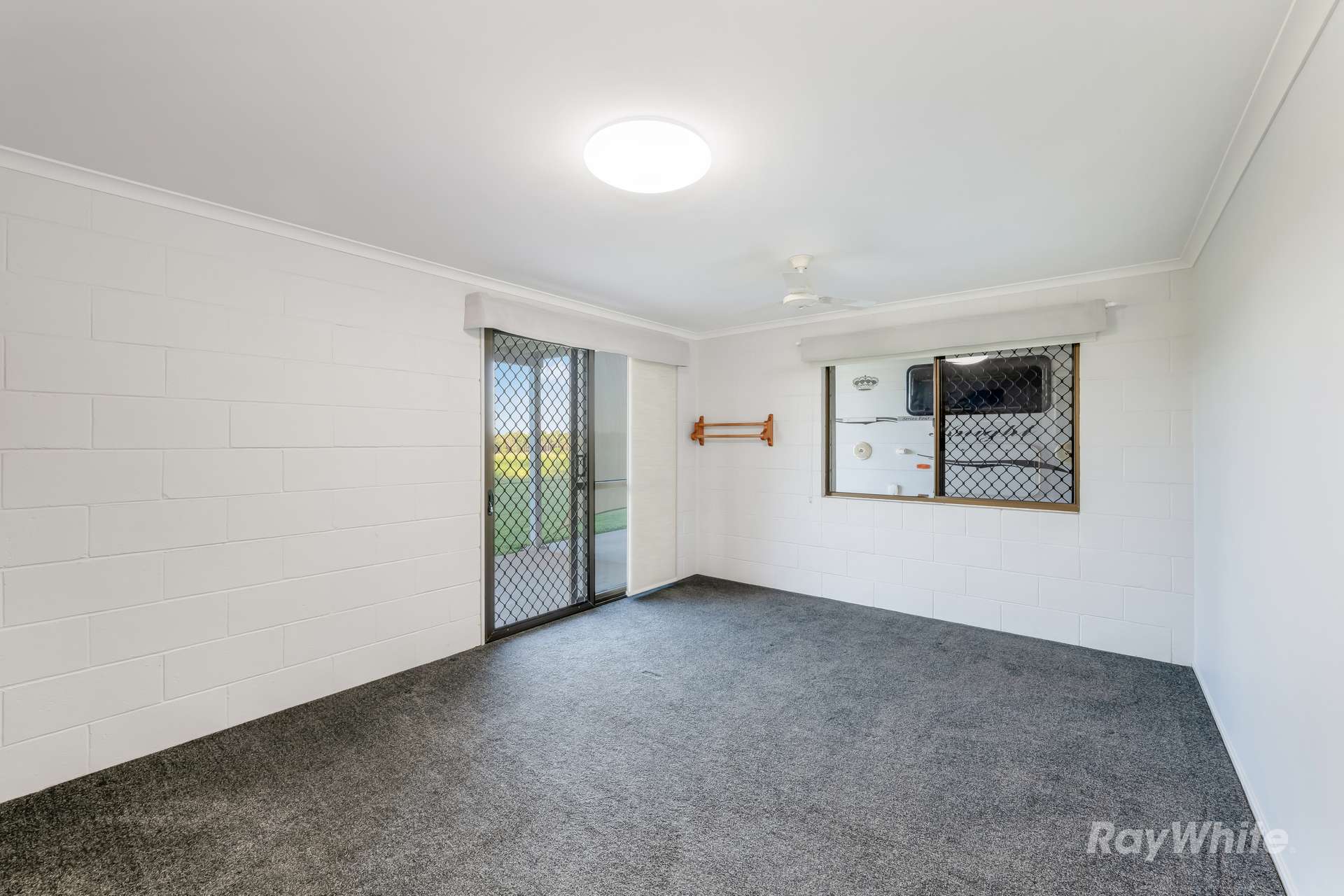 9 Eden Street East, Walkers Point For Sale by Farmbuy.com - image 17