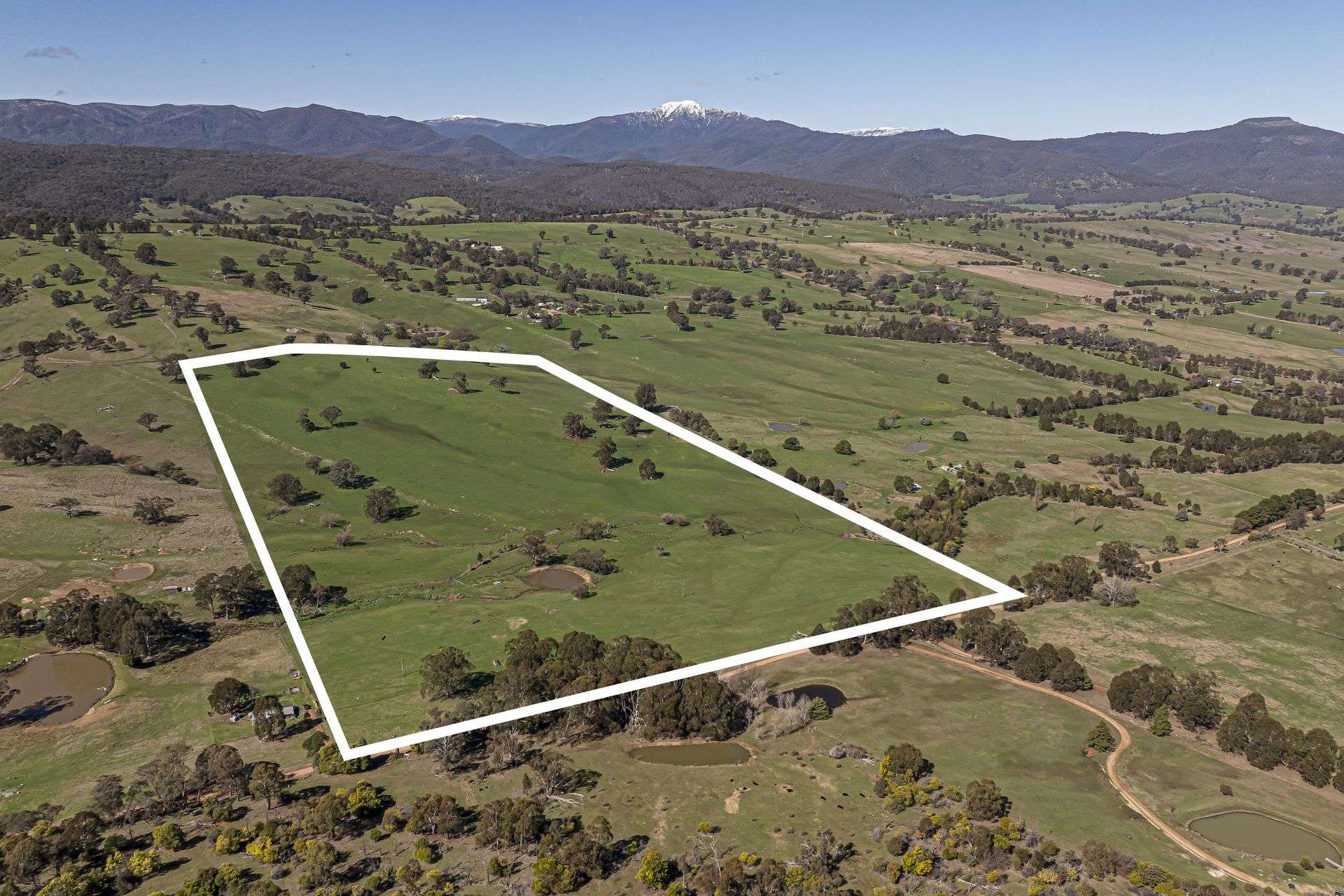 150 Gonzaga Lane, Merrijig For Sale by Farmbuy.com - image 6