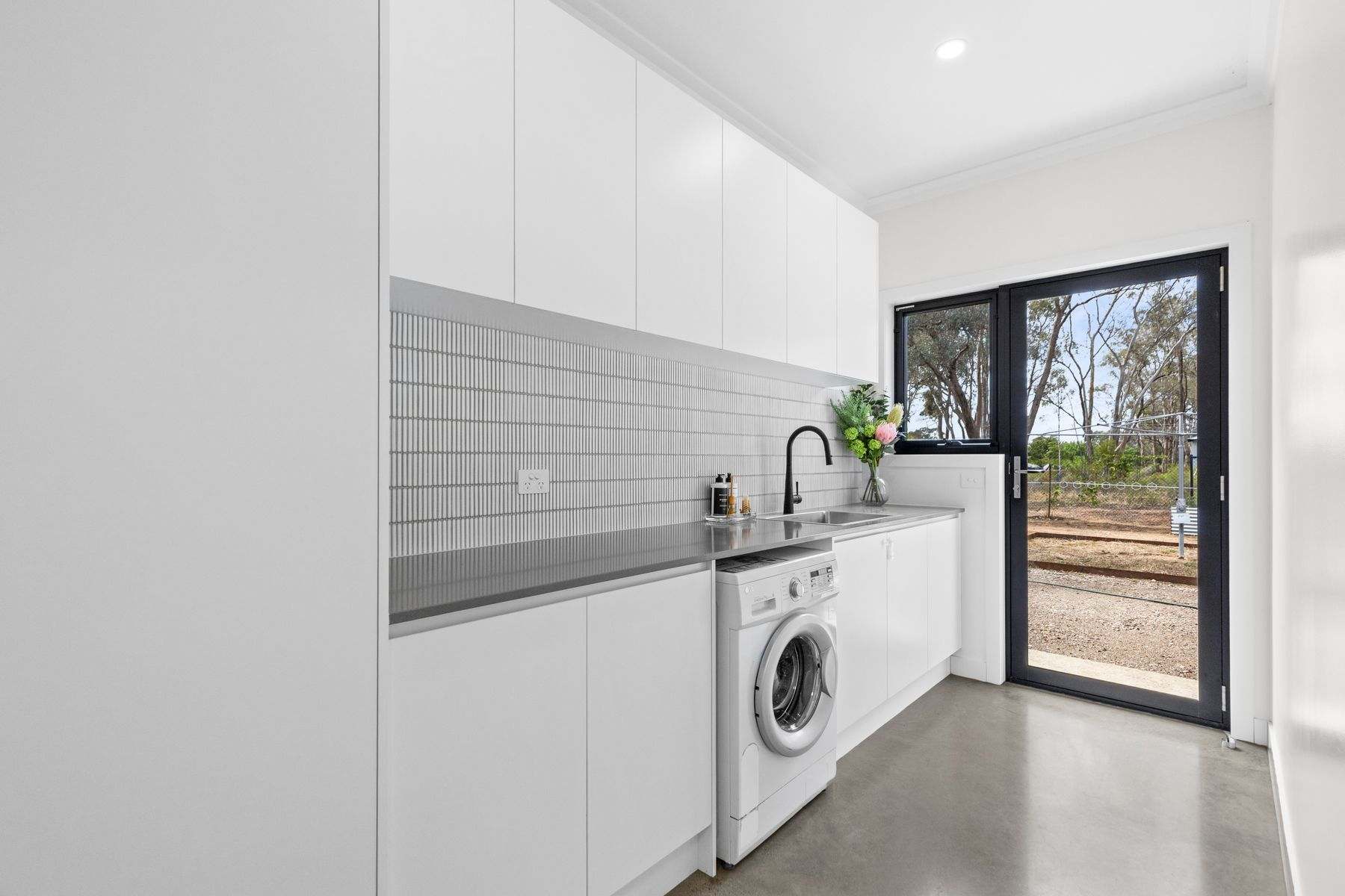 134 Red Tank Road, Emu Creek For Sale by Farmbuy.com - image 14
