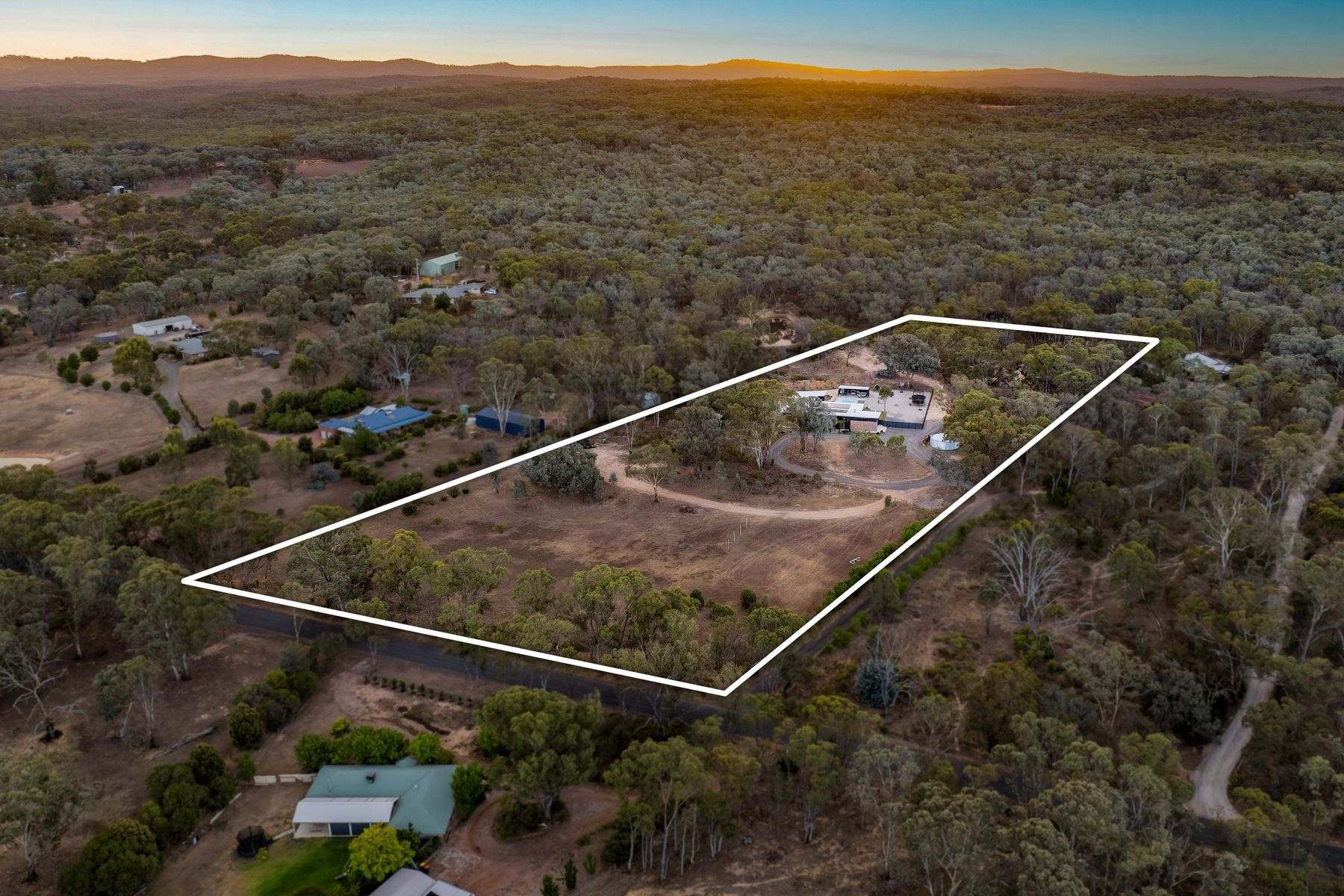 134 Red Tank Road, Emu Creek For Sale by Farmbuy.com - image 20