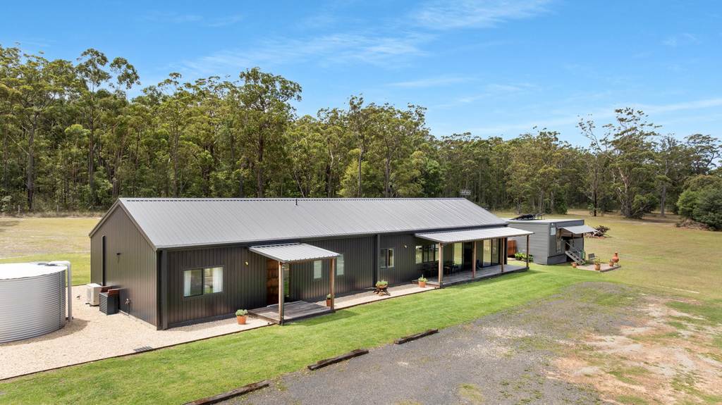153 Advance Road, Sussex Inlet NSW 2540
