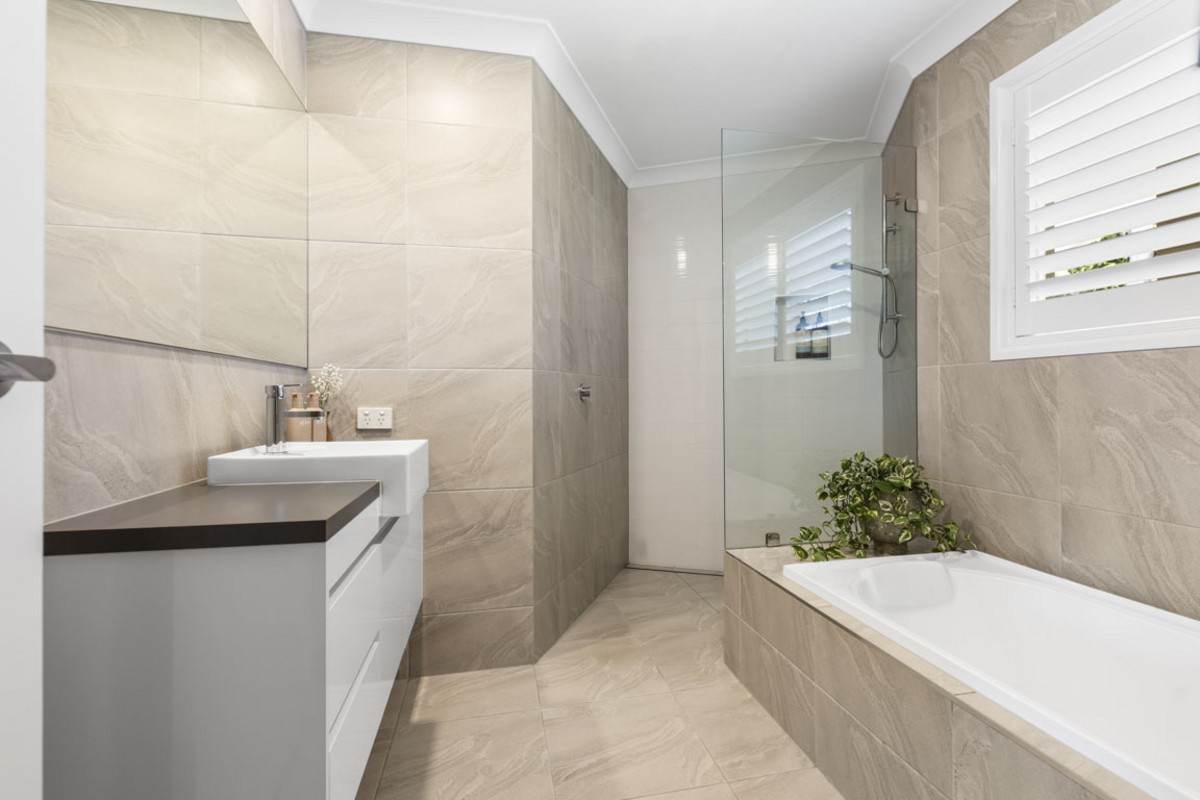 264-266 Rowbotham Street, Middle Ridge Sold by Farmbuy.com - image 14