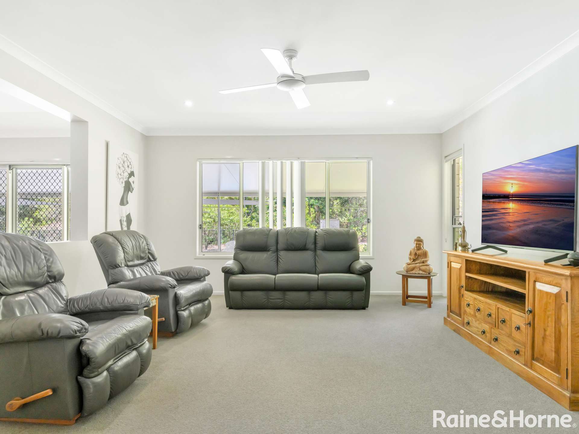 93 Emu Drive, Woombah For Sale by Farmbuy.com - image 5