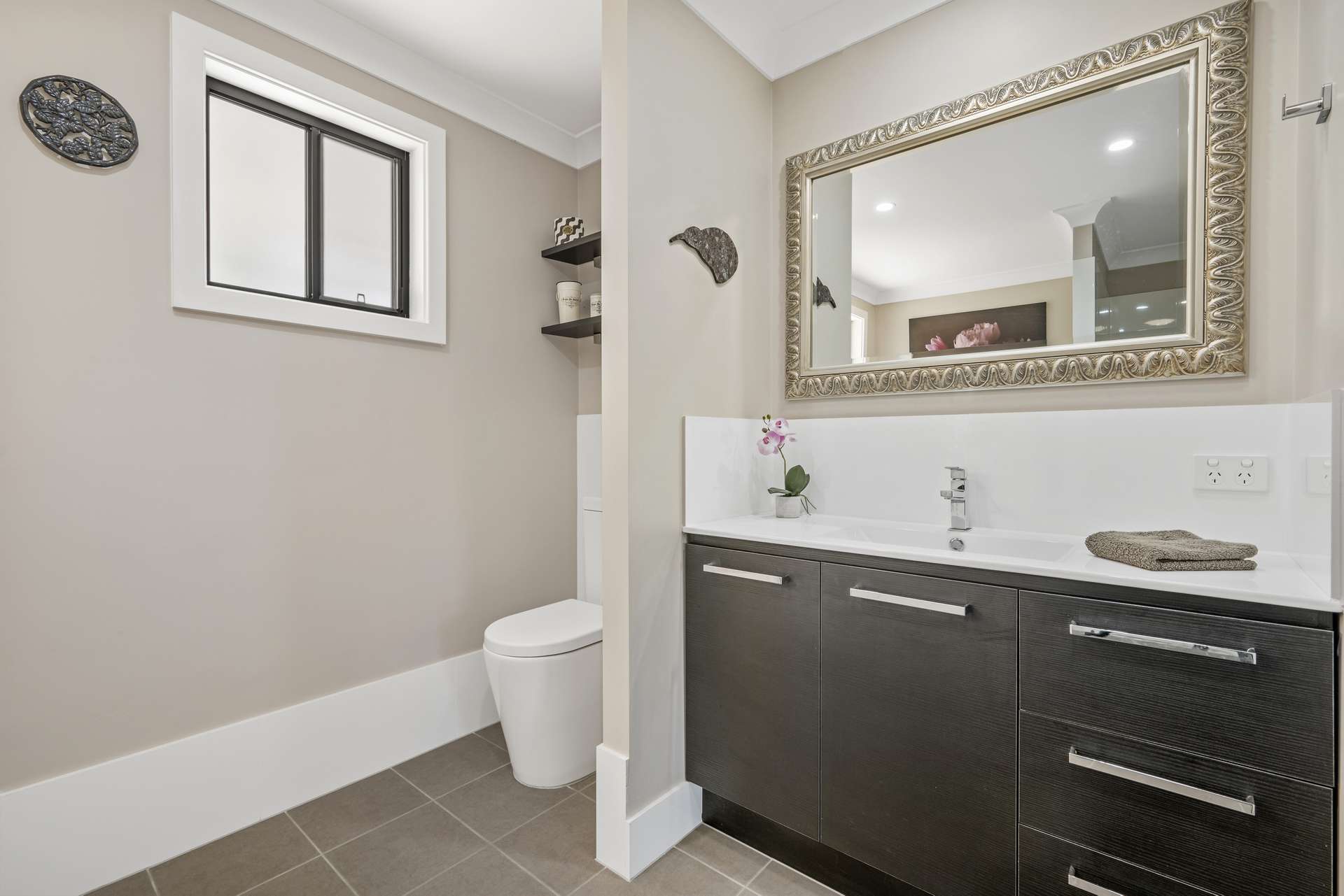 23 Allen Johnson Close, Sancrox For Sale by Farmbuy.com - image 19