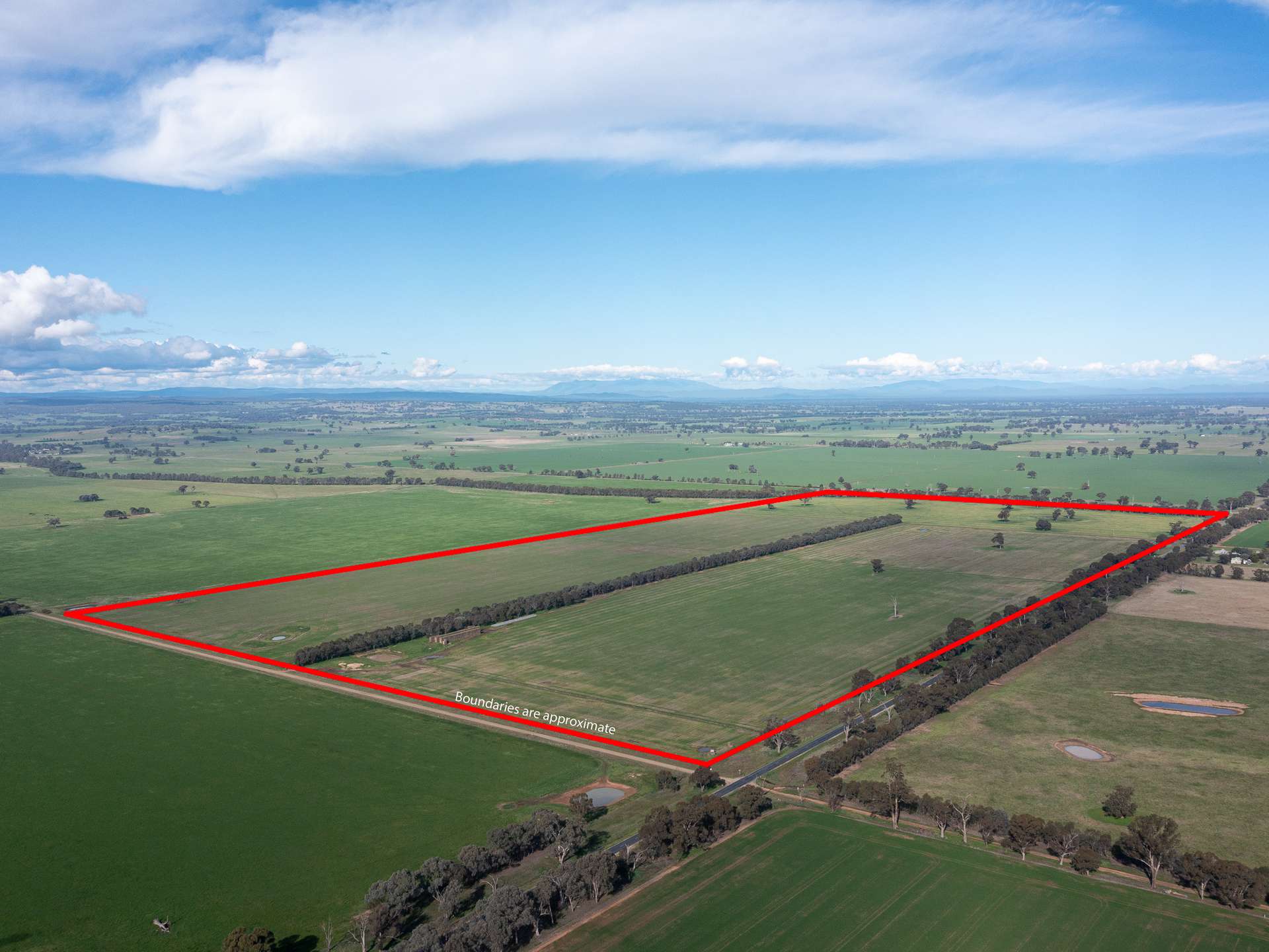 CA 60 Federation Way, Springhurst For Sale by Farmbuy.com - image 3