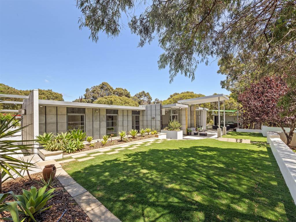 92 Mentelle Road, Burnside WA 6285