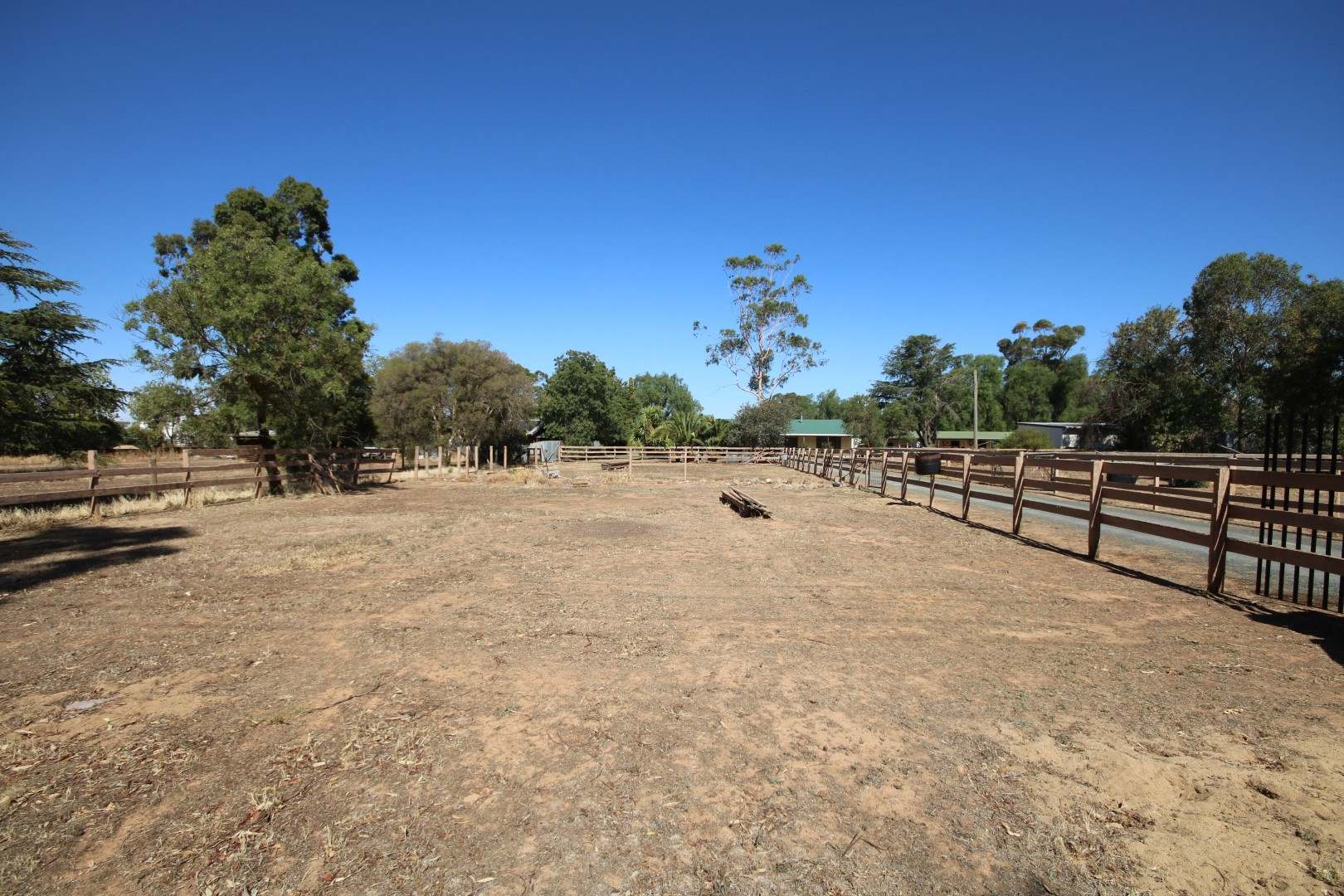 13-15 Park Road, Elmore For Sale by Farmbuy.com - image 30