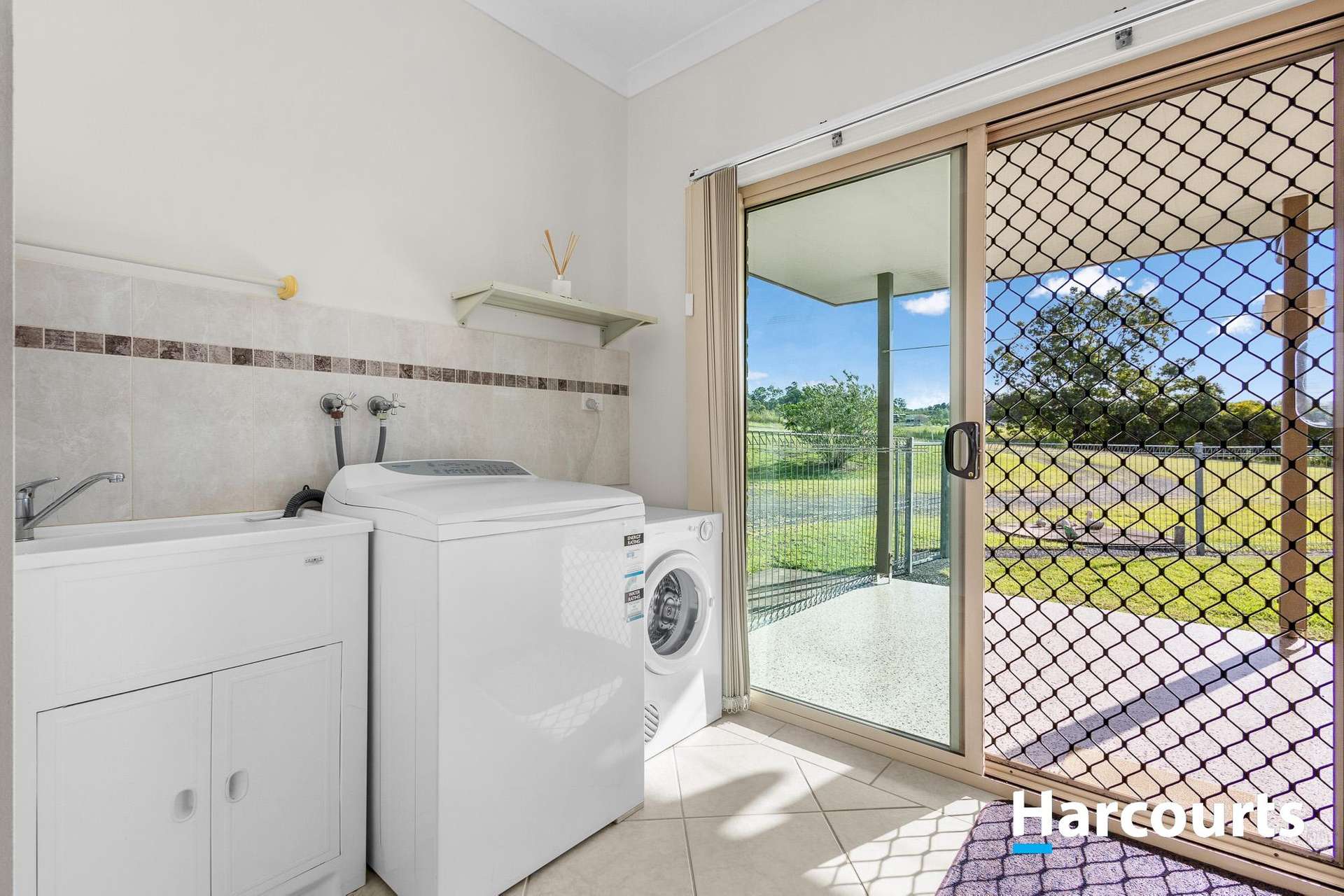18 Marshall Avenue, Maroondan For Sale by Farmbuy.com - image 12