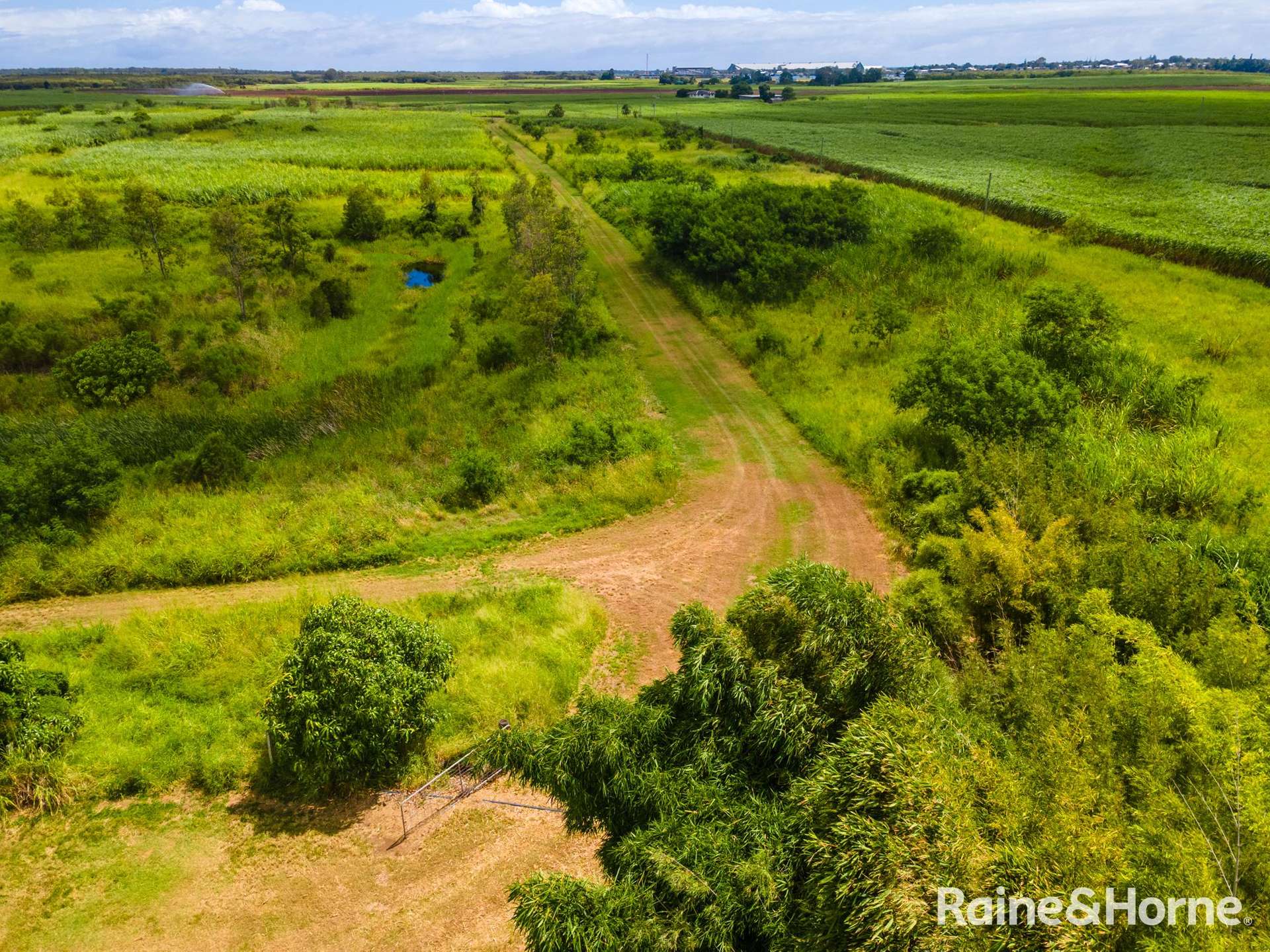 158 River Road, Fairymead For Sale by Farmbuy.com - image 17