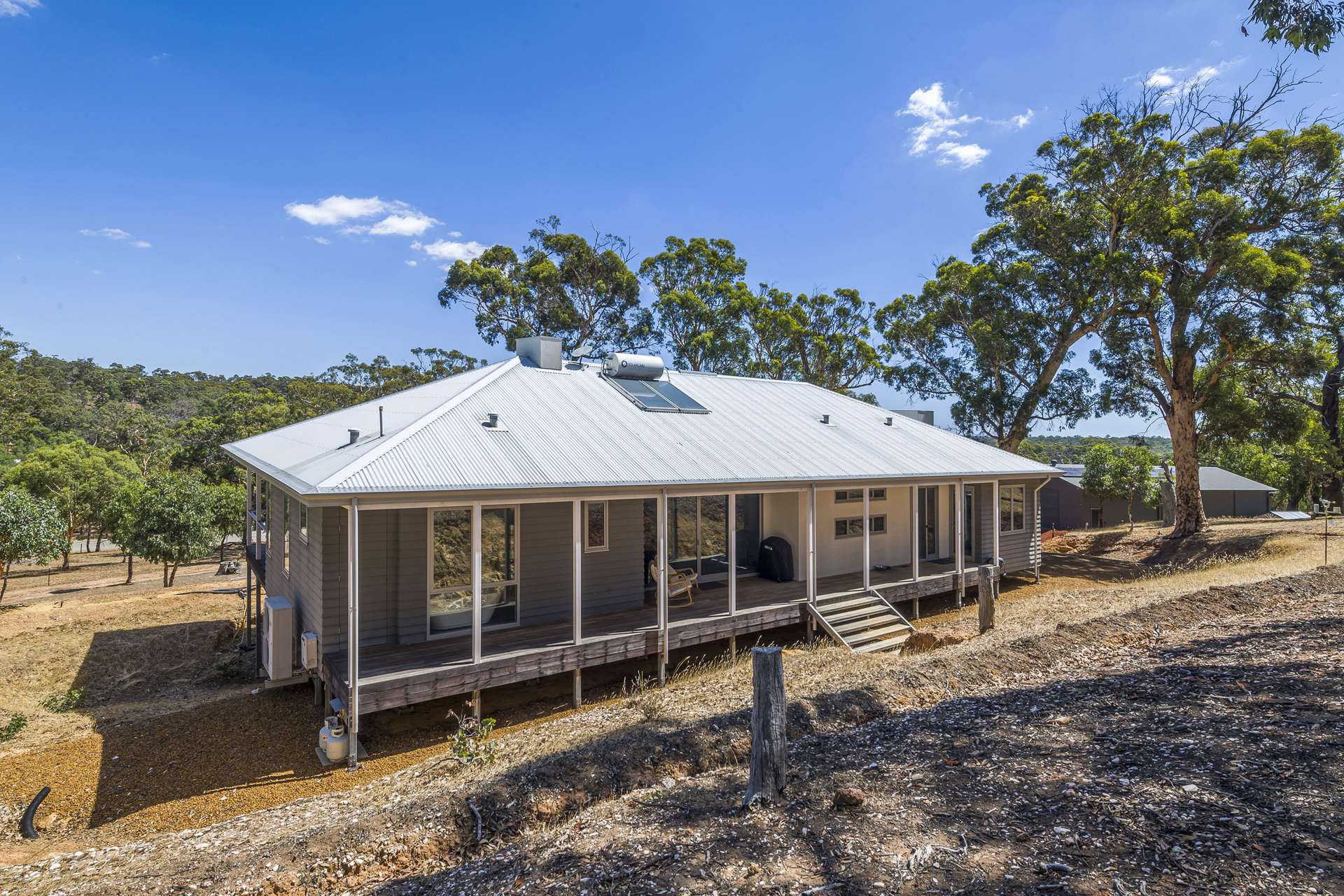 132 Wisteria Way, Chittering Sold by Farmbuy.com - image 22