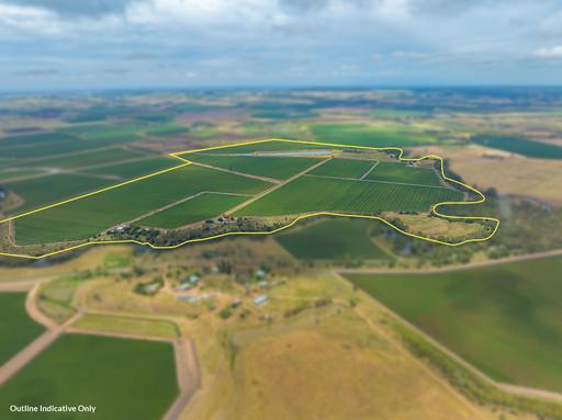 424 Campbells Road, Silverleaf QLD 4605