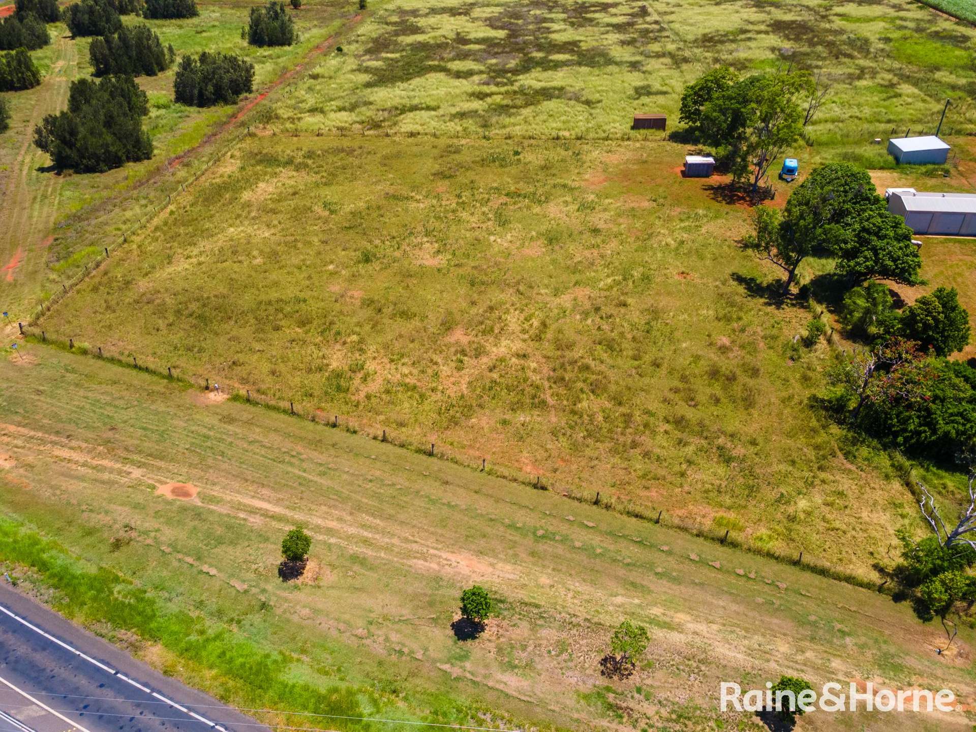 46 Bells Road, Woongarra For Sale by Farmbuy.com - image 5