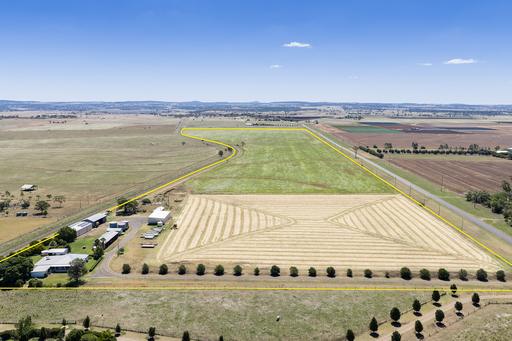 Farm For Sale - QLD - Wyreema - 4352 - Top Homestead & Sheds - Walk To Wyreema - 100 Productive Acres - Rare Value! 