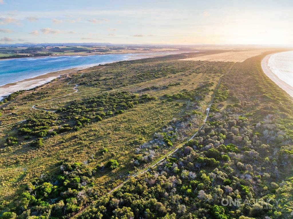 50 Anthony Beach Road, Smithton For Sale by Farmbuy.com - image 27
