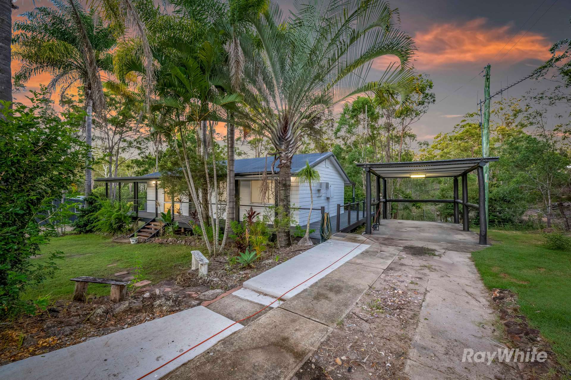 121 Marshall Avenue, Maroondan For Sale by Farmbuy.com - image 2