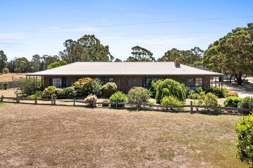 40 Heyfield Dawson Road, Heyfield VIC 3858