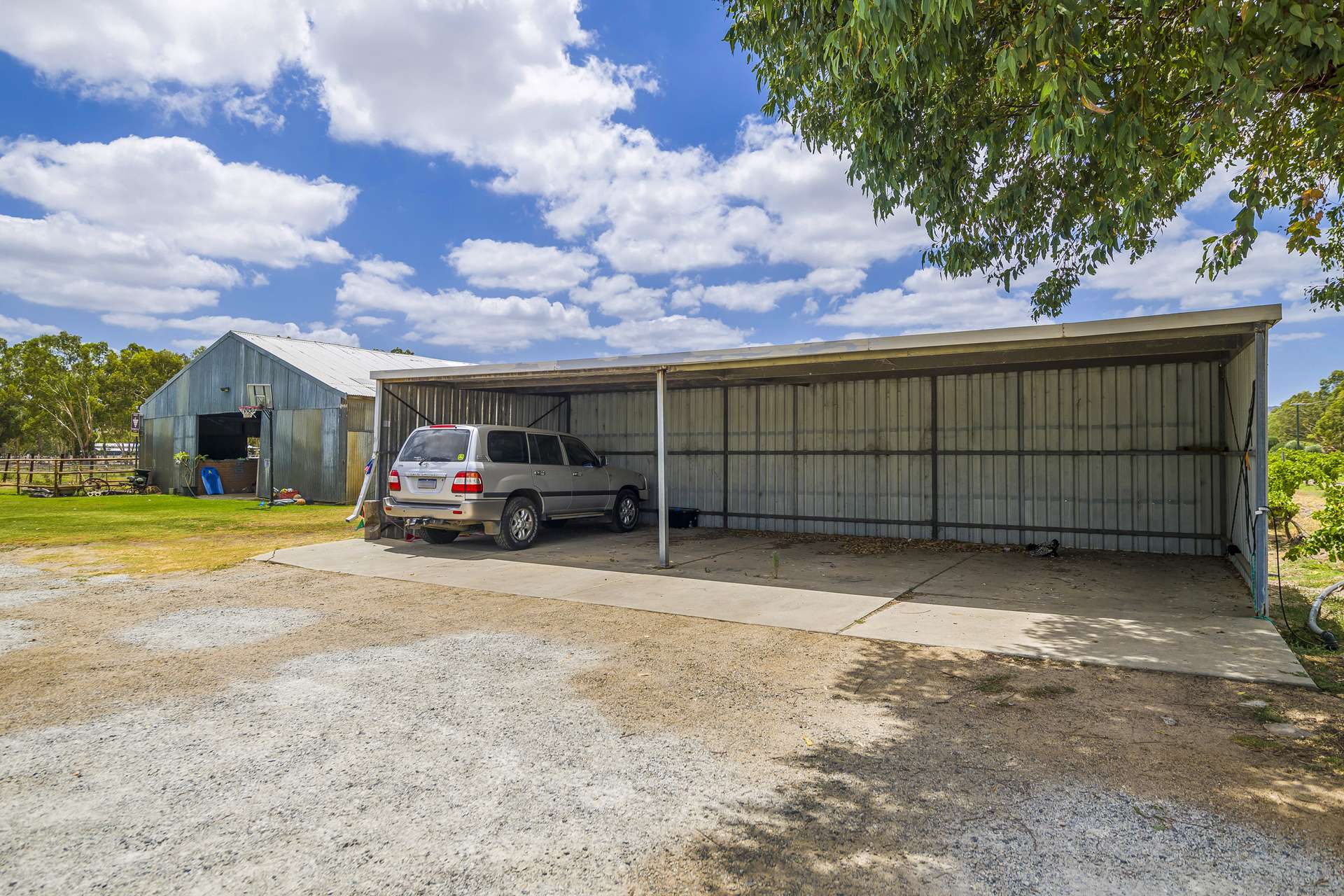 301 Padbury Avenue, Millendon For Sale by Farmbuy.com - image 26