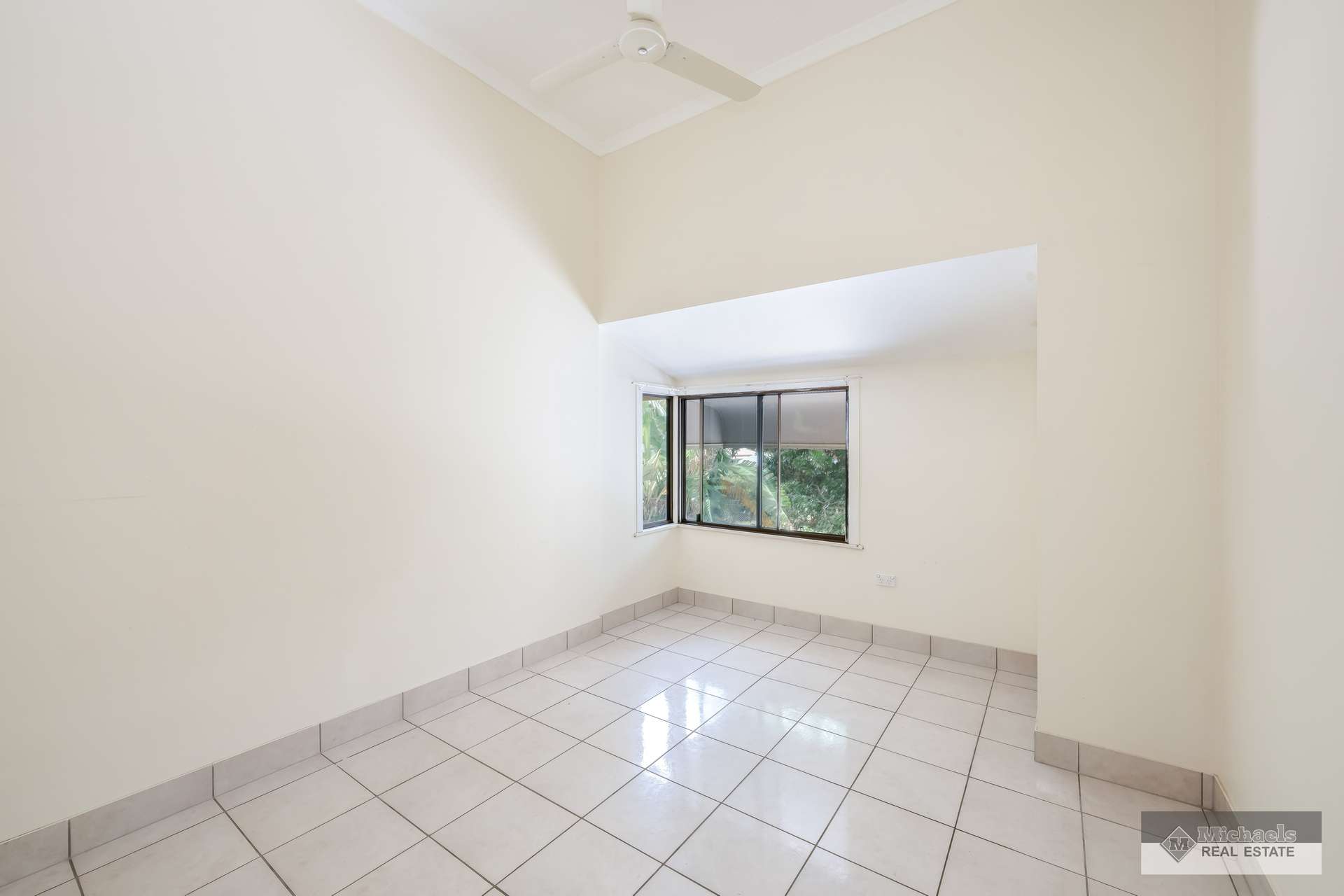 7 Thabeban Street, Avenell Heights Sold by Farmbuy.com - image 17