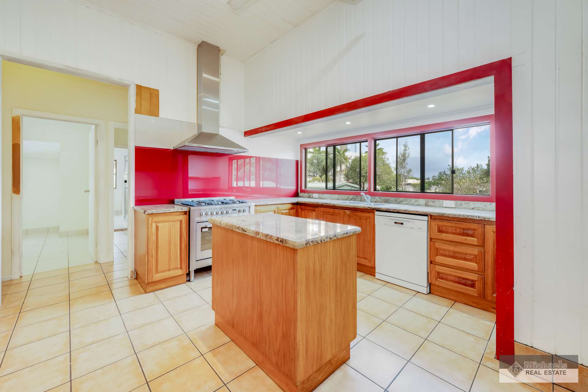 7 Thabeban Street, Avenell Heights Sold by Farmbuy.com - image 14