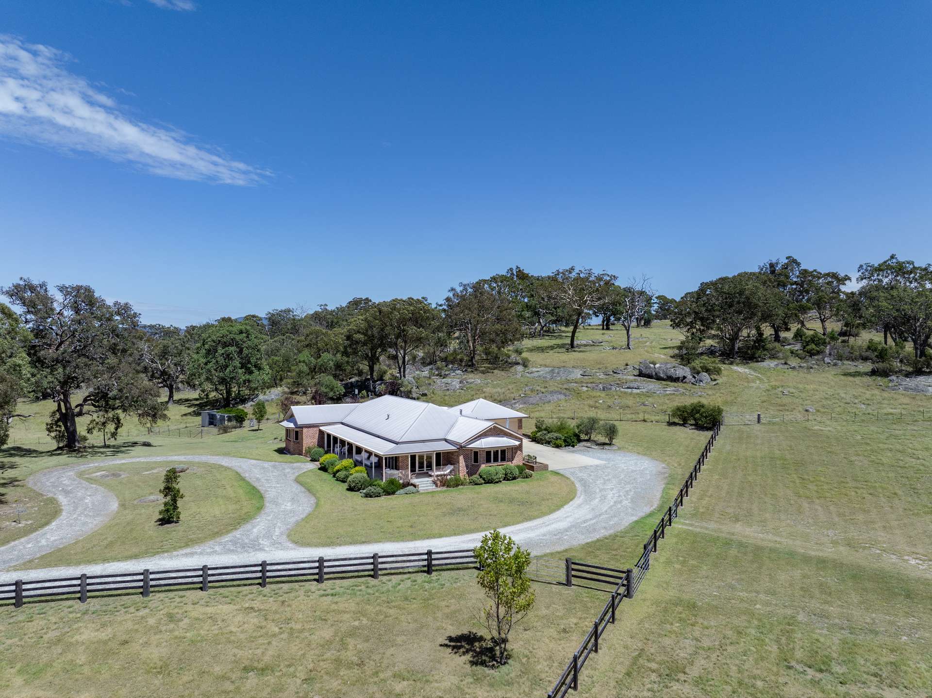 1166 New England Highway, Tenterfield Sold by Farmbuy.com - image 2