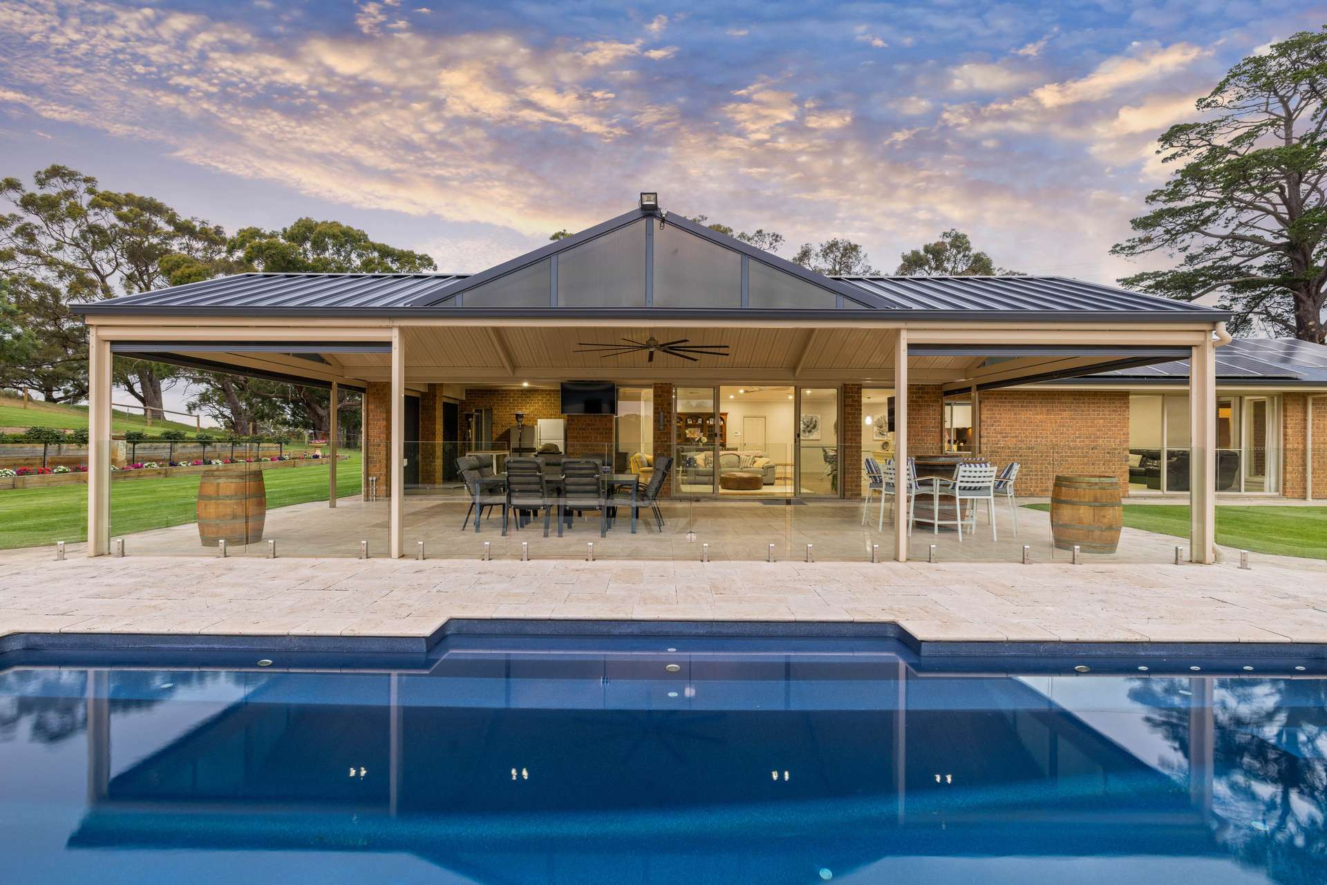 335 Hawthorn Road, Mount Barker Sold by Farmbuy.com - image 1