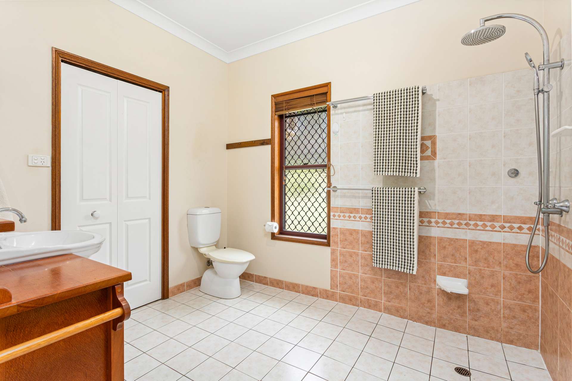 123 Camms Road, Cawarral Sold by Farmbuy.com - image 8