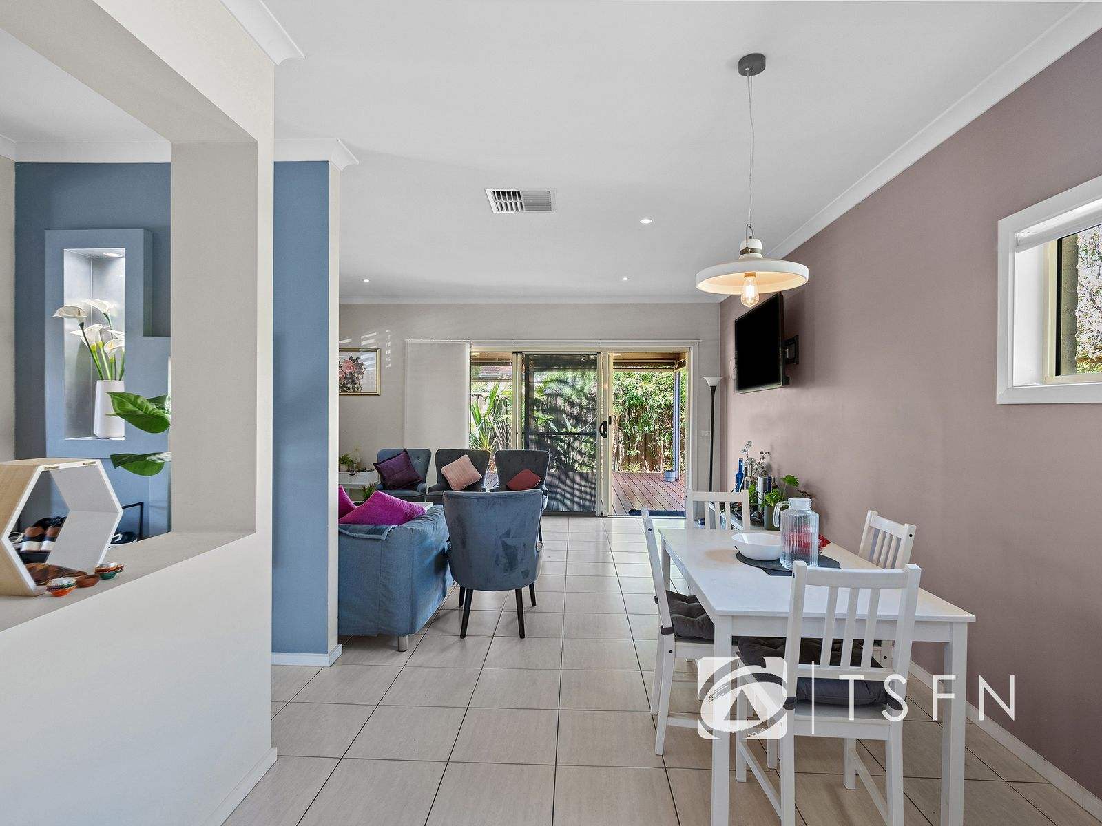 22 Ellis Street, Flora Hill For Sale by Farmbuy.com - image 6