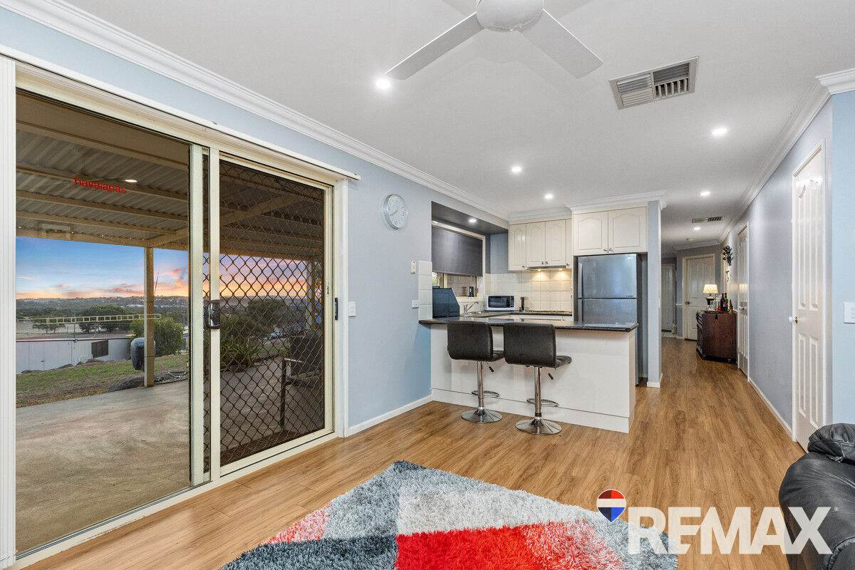 57 Cedric Street, Junee For Sale by Farmbuy.com - image 8