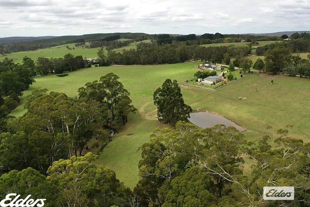 235 Lays Road, Willung South VIC 3847