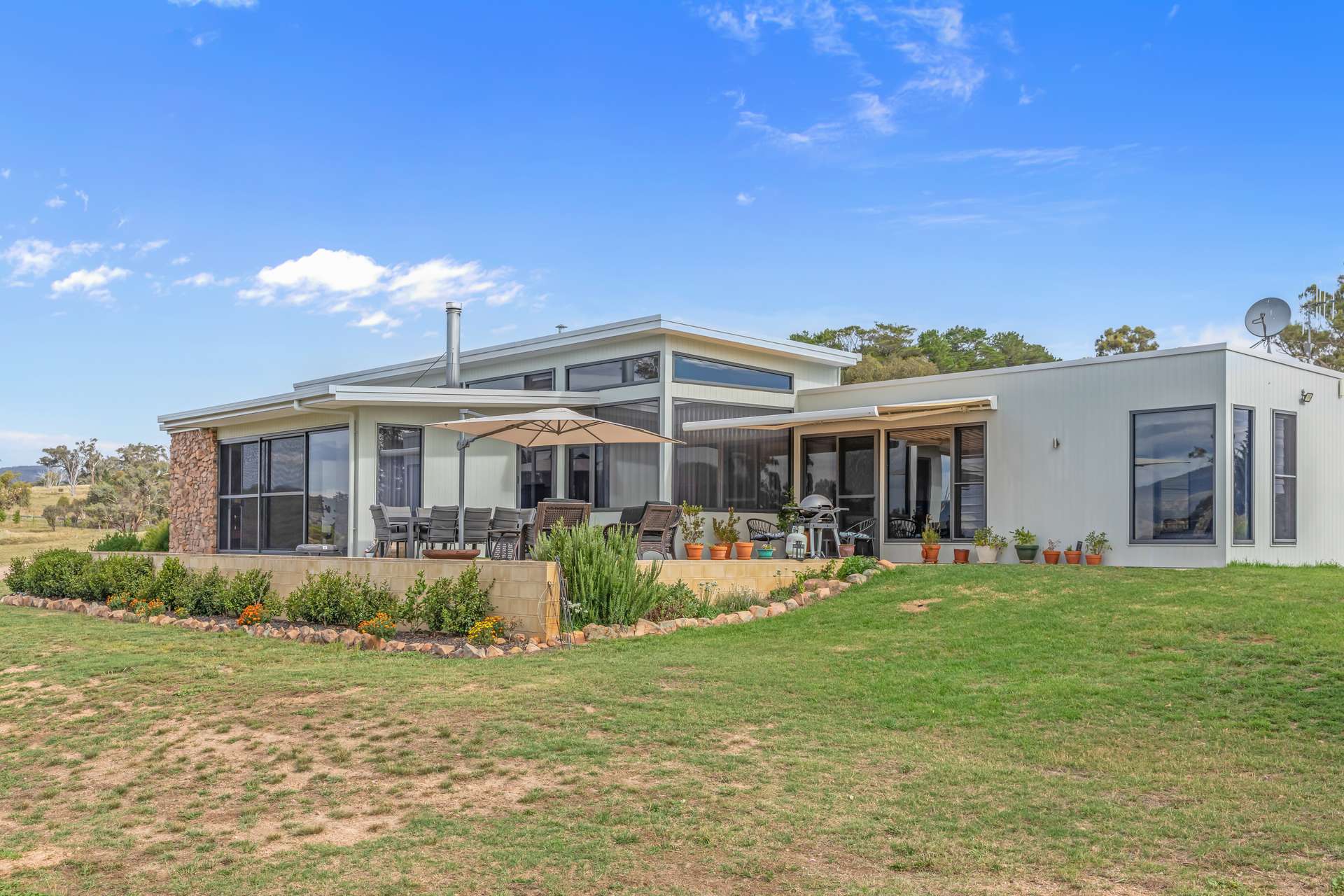 1756 Mutton Falls Road, O'Connell Sold by Farmbuy.com - image 1