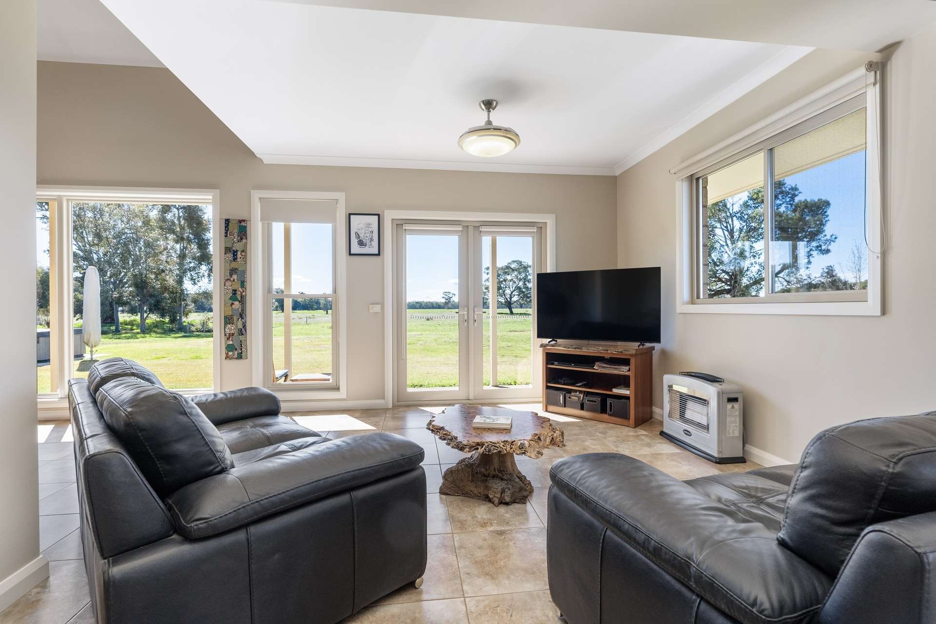 290 Savernake Road, Mulwala For Sale by Farmbuy.com - image 31