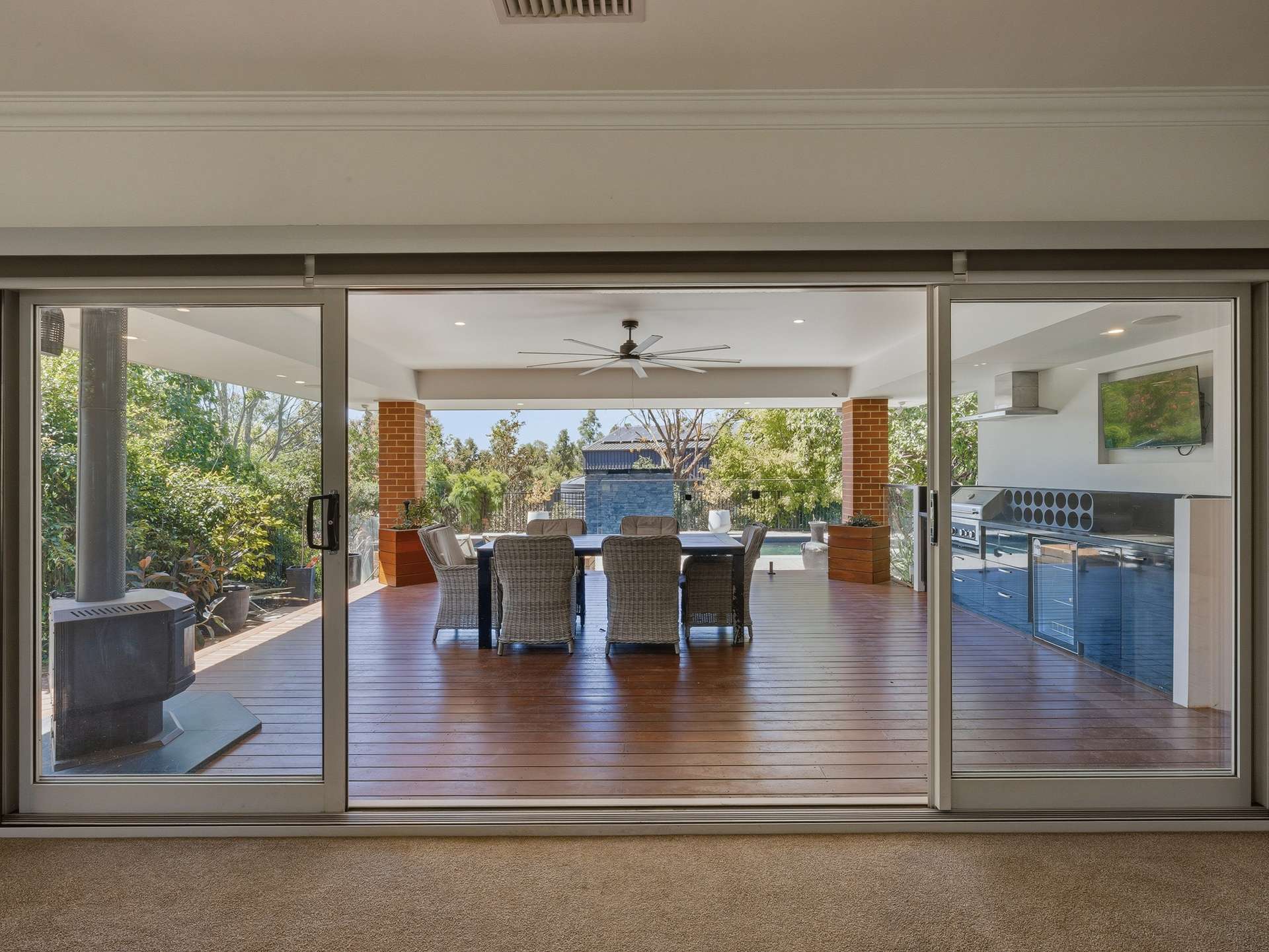 71 Firbank Drive, Wangaratta For Sale by Farmbuy.com - image 6