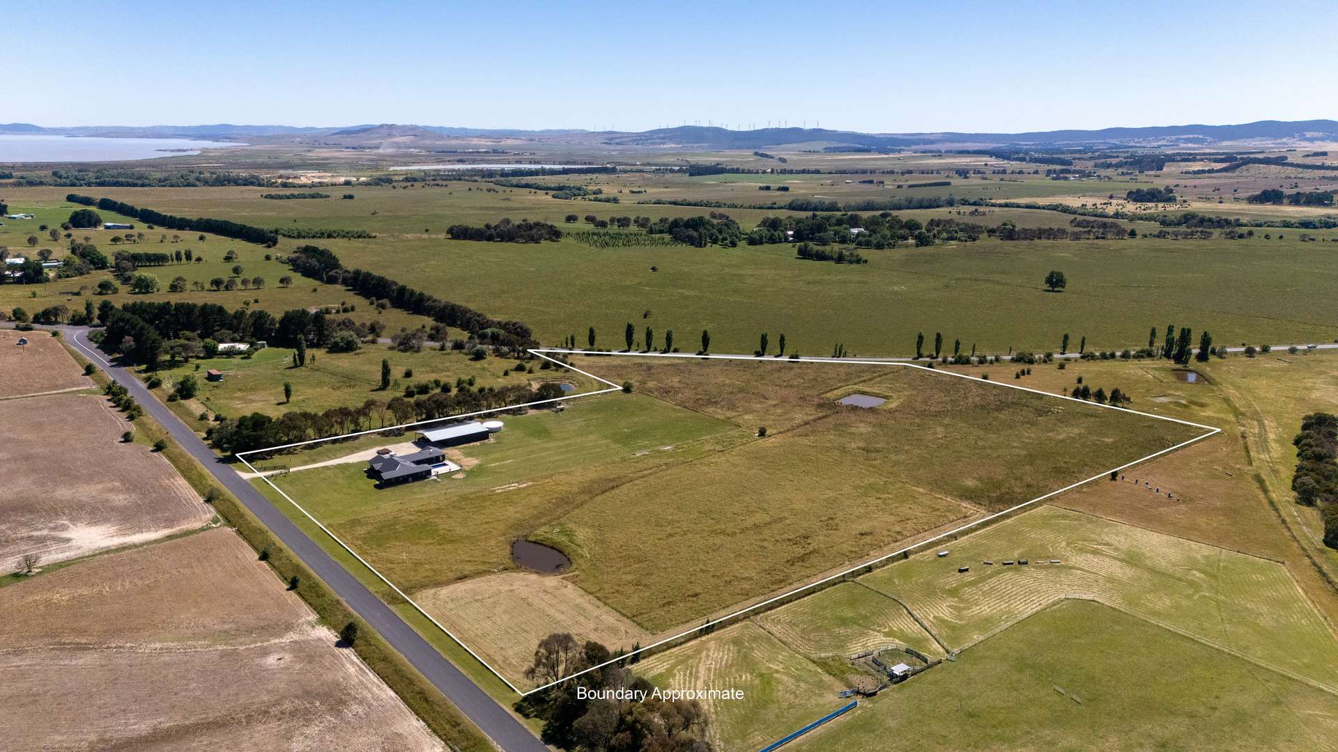 29 Mathews Lane, Bungendore For Sale by Farmbuy.com - image 1