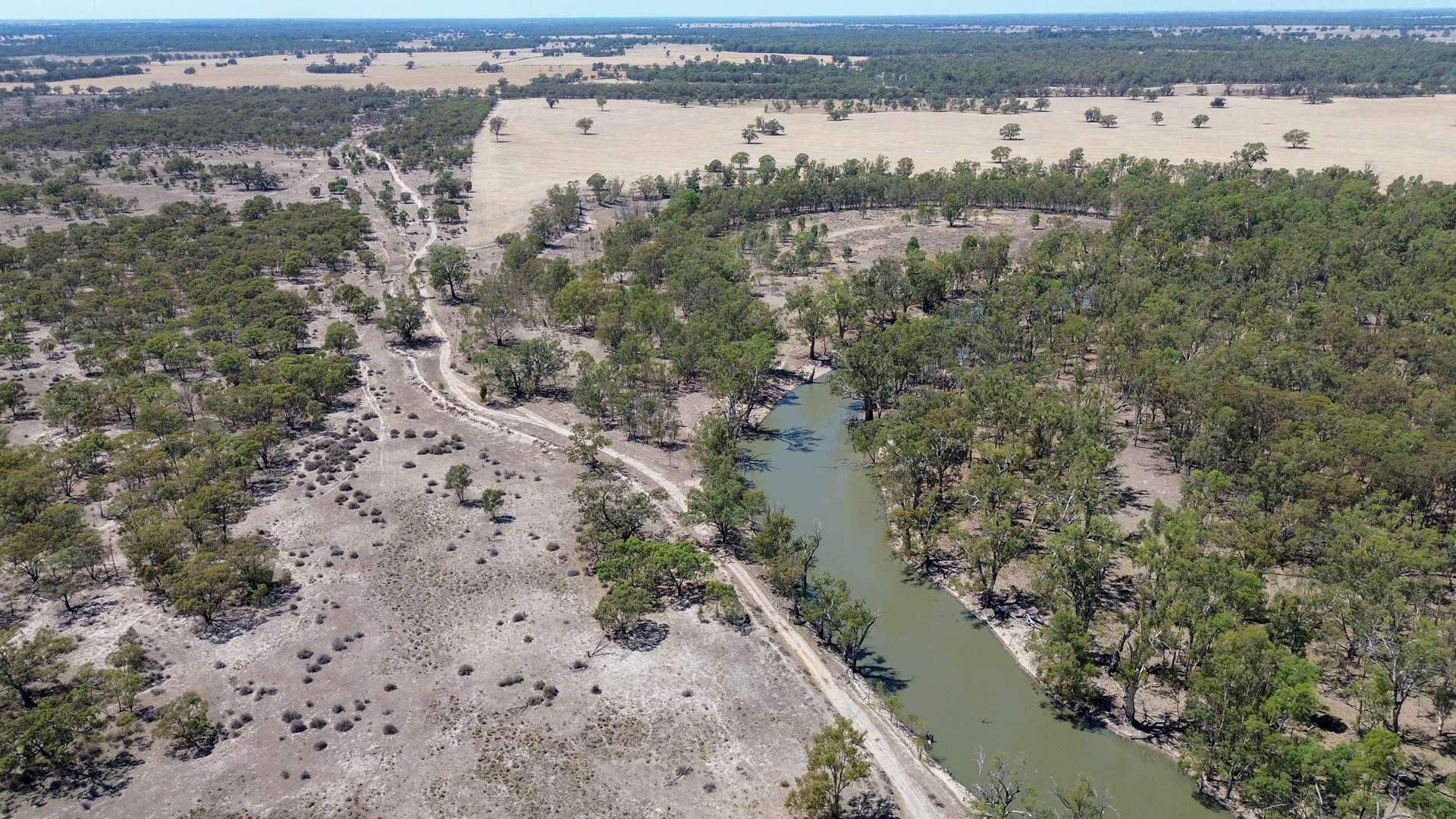 391 Boxdale Road, Deniliquin For Sale by Farmbuy.com - image 9