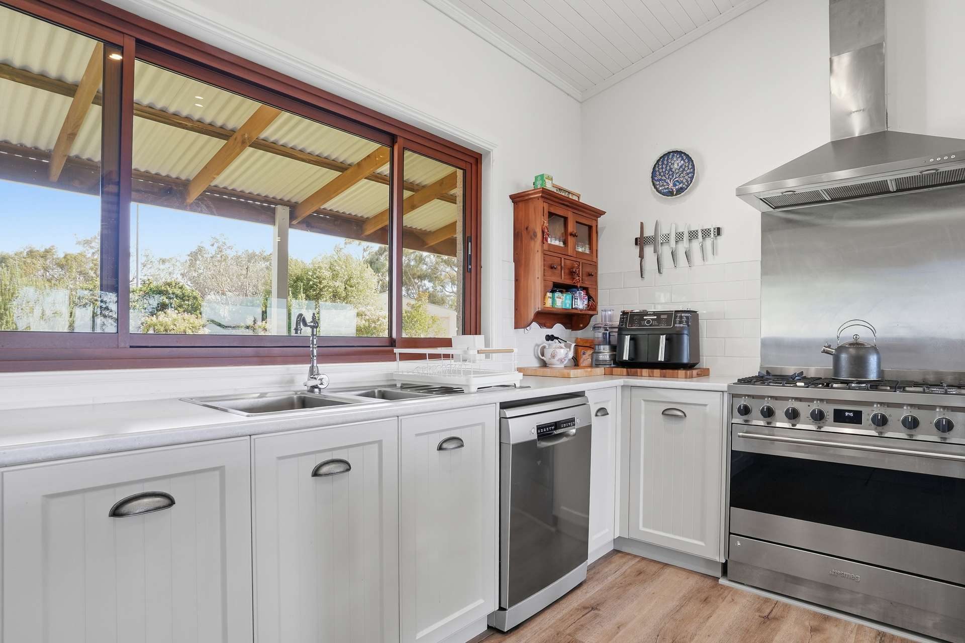 246 Clements Road, Woodstock For Sale by Farmbuy.com - image 9