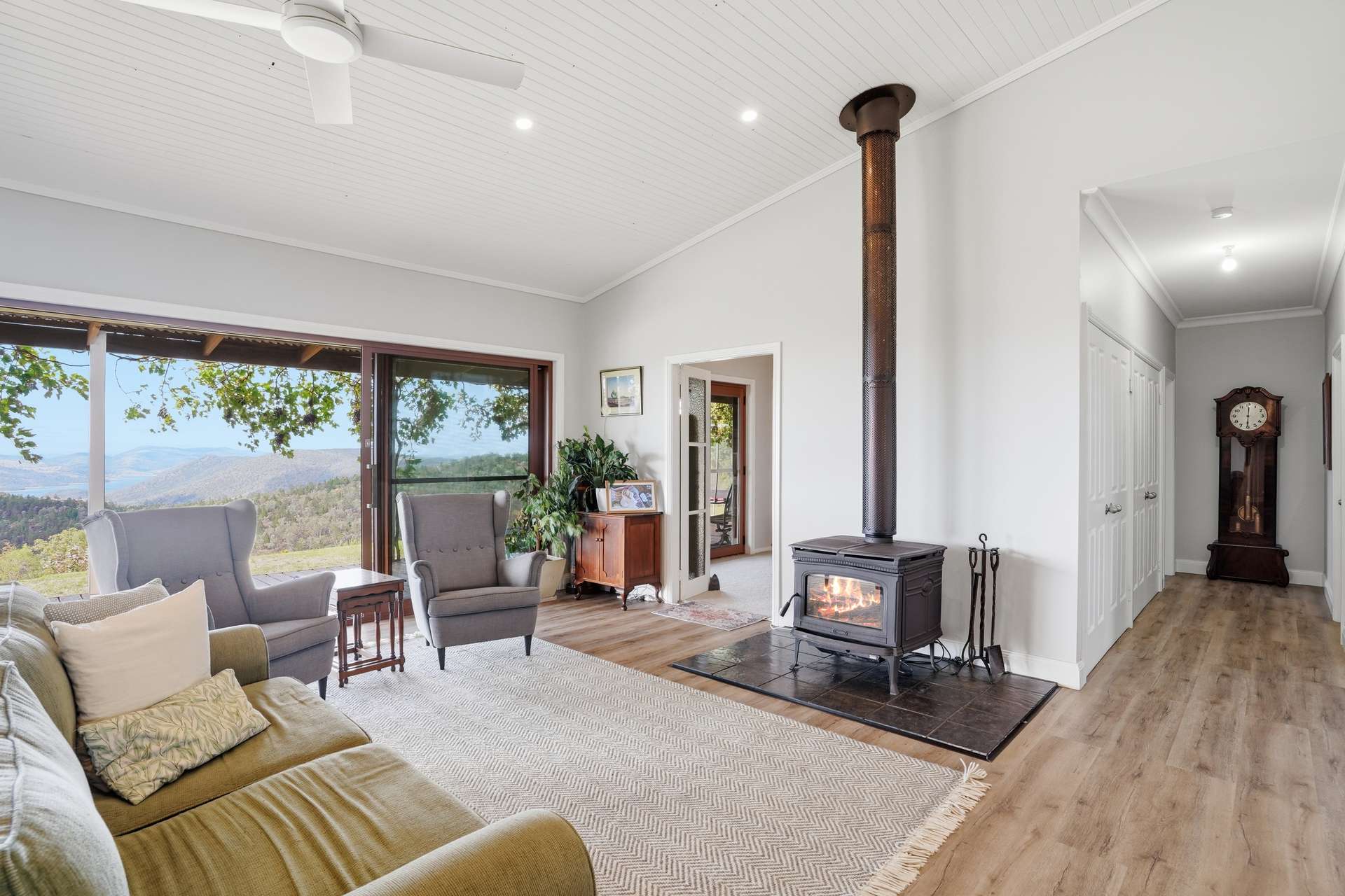 246 Clements Road, Woodstock For Sale by Farmbuy.com - image 8