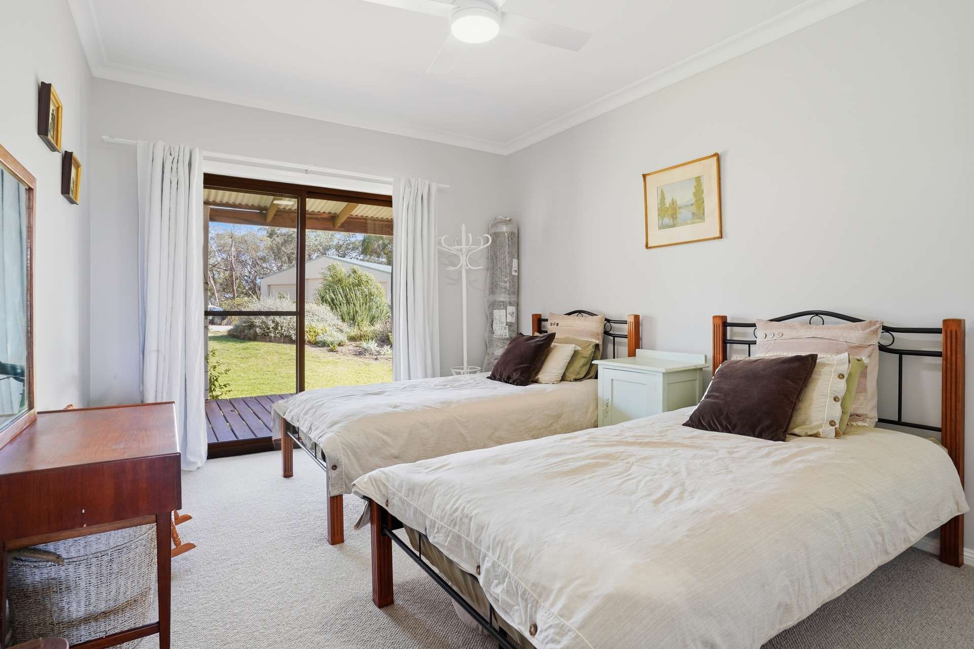 246 Clements Road, Woodstock For Sale by Farmbuy.com - image 17