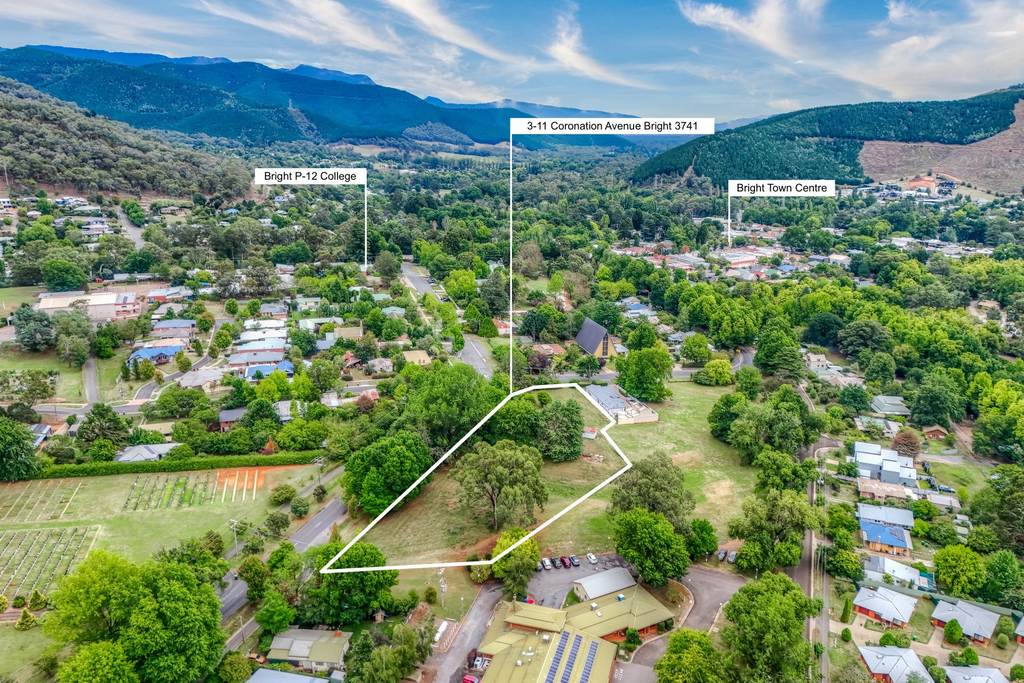 3-11 Coronation Avenue, Bright VIC 3741