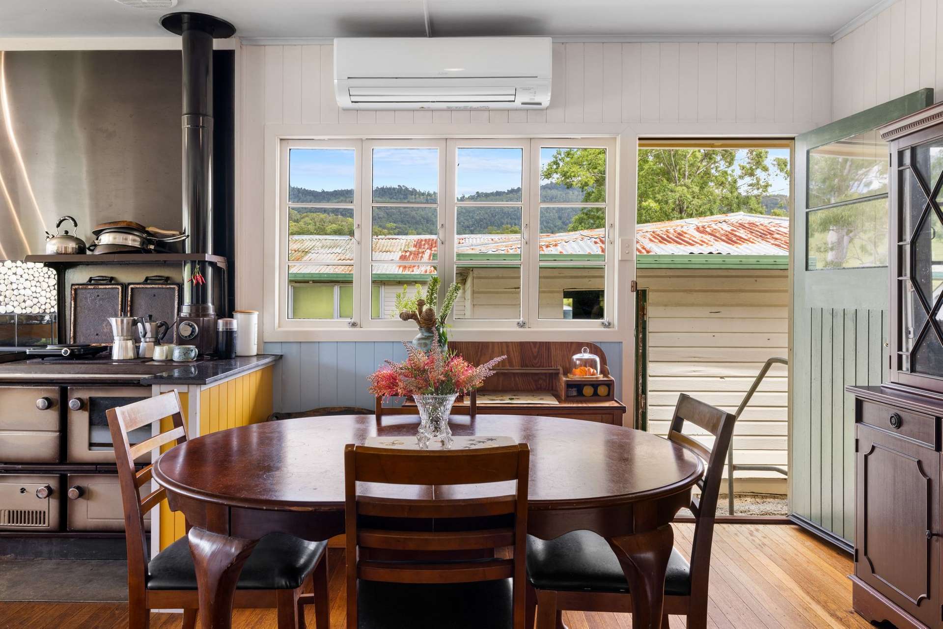 4083 Summerland Way, Unumgar For Sale by Farmbuy.com - image 9