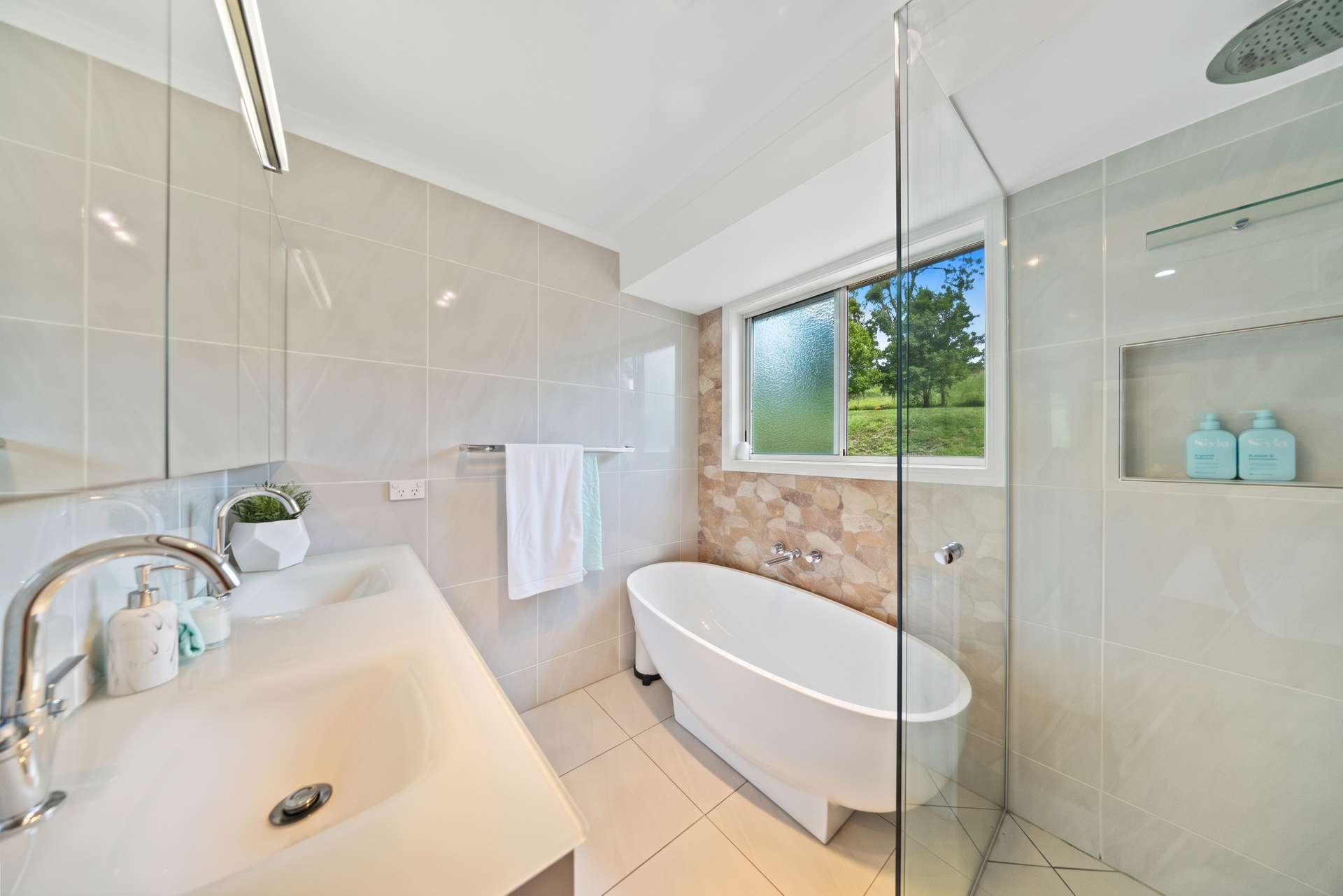 592 Cedar Creek Road, Gheerulla For Sale by Farmbuy.com - image 18