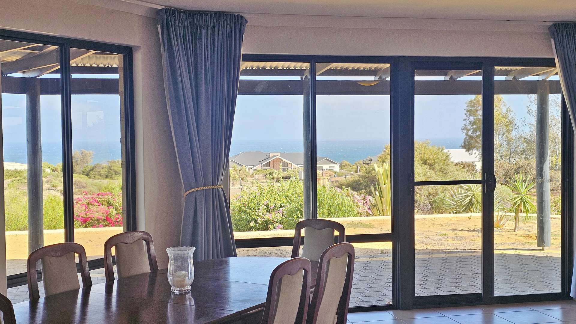 8 Explorer Avenue, Kalbarri For Sale by Farmbuy.com - image 5