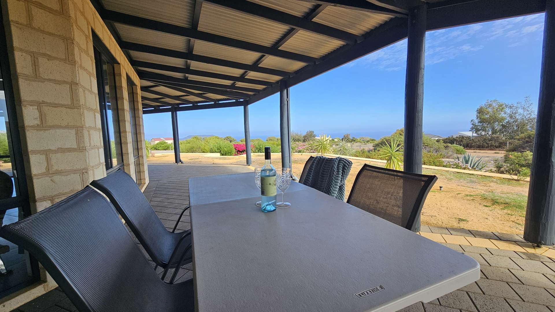 8 Explorer Avenue, Kalbarri For Sale by Farmbuy.com - image 15