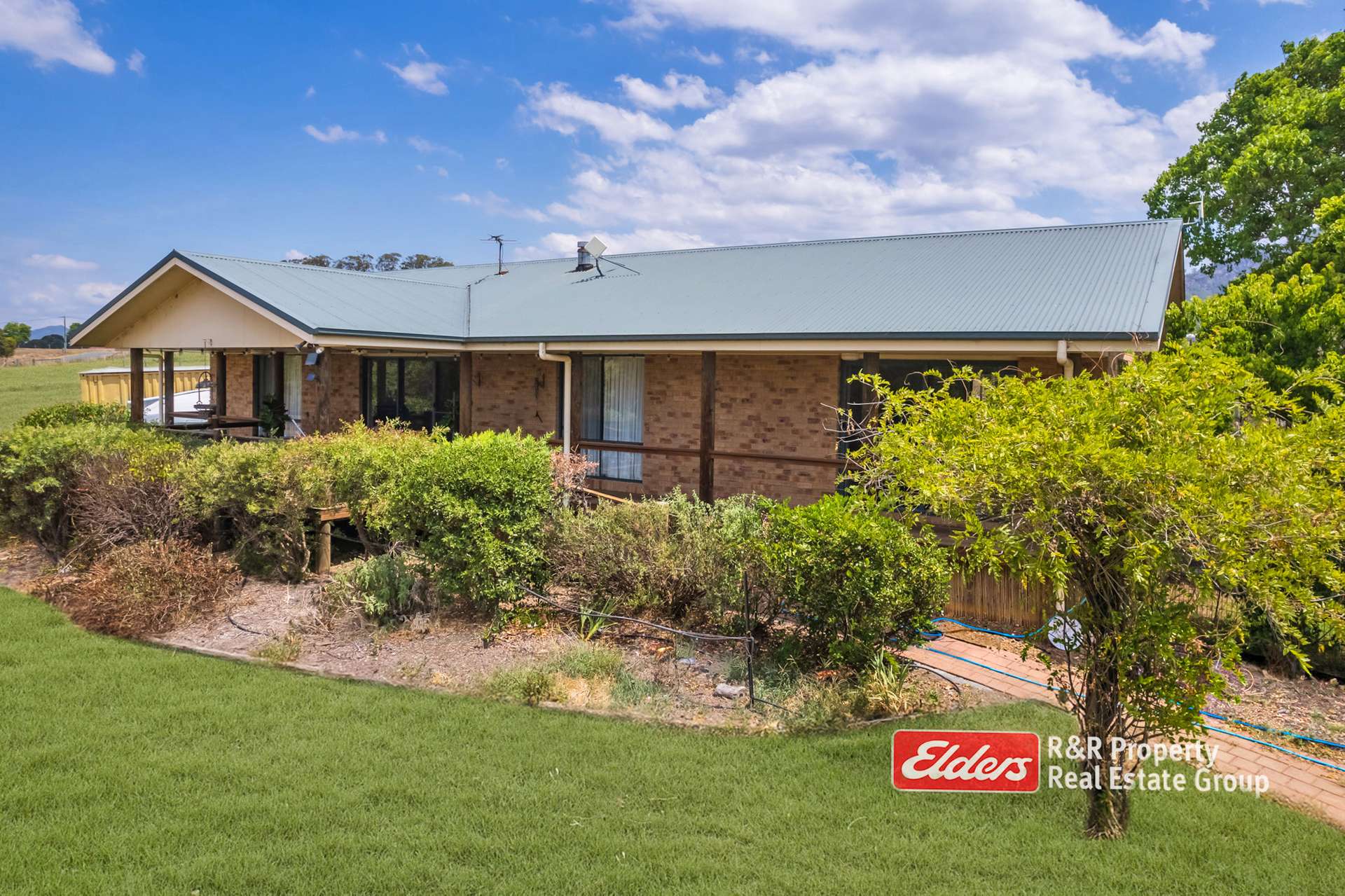 7 Ashworth Close, Gloucester For Sale by Farmbuy.com - image 2