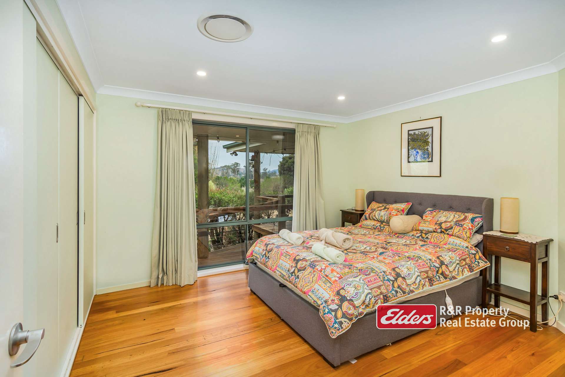 7 Ashworth Close, Gloucester For Sale by Farmbuy.com - image 15