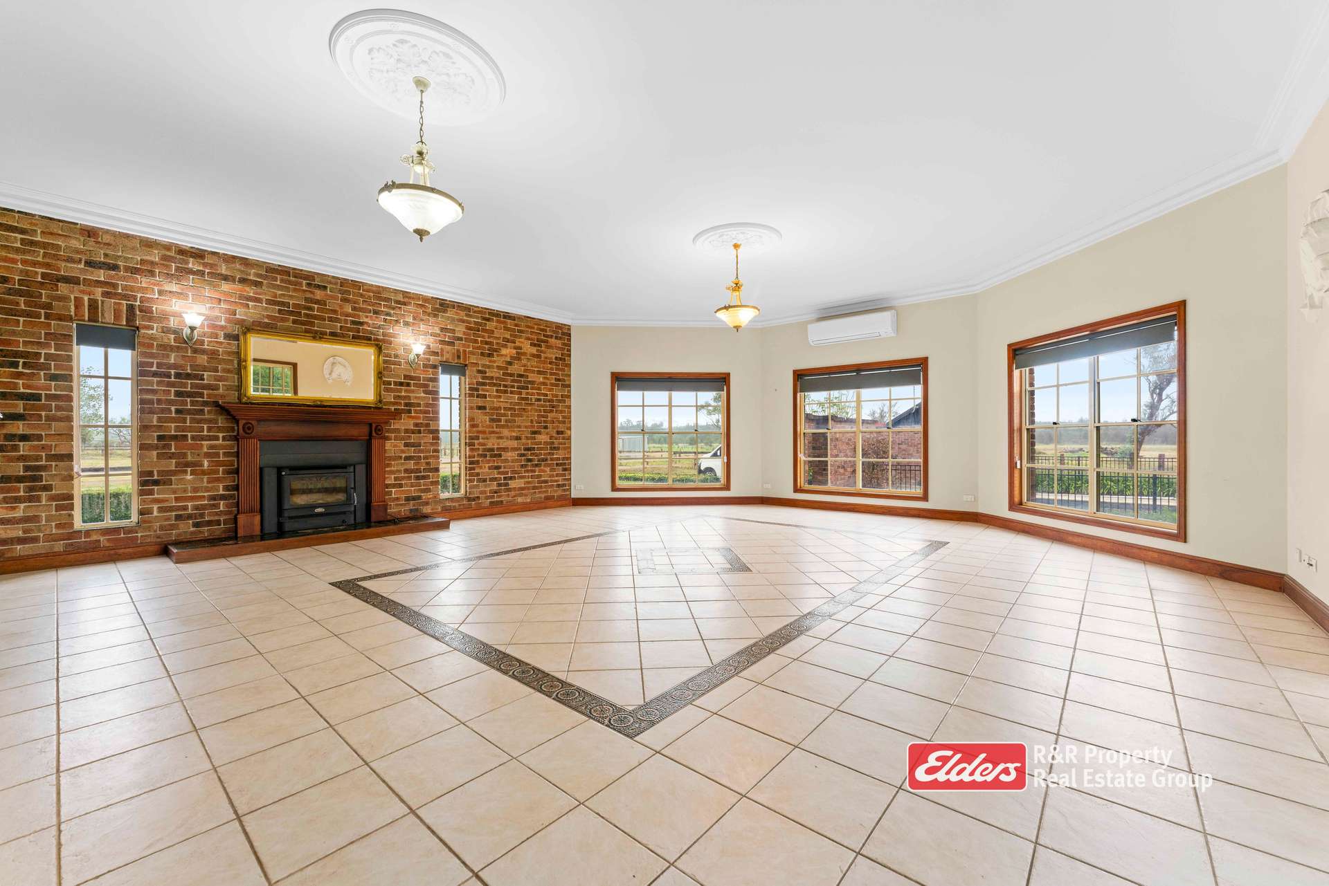 128 Cabbage Tree Road, Williamtown For Sale by Farmbuy.com - image 8