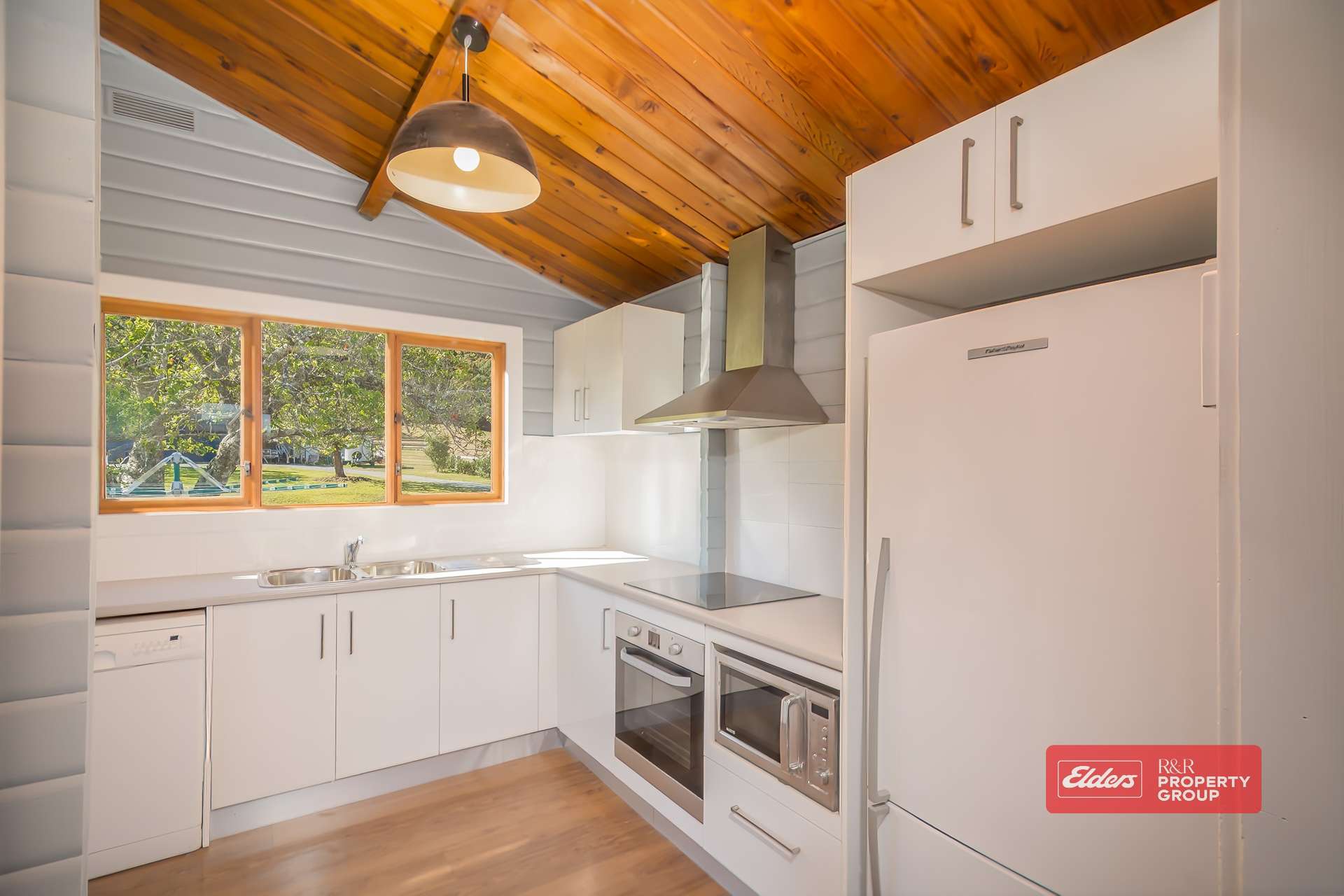 1822 Wootton Way, Wootton For Sale by Farmbuy.com - image 4