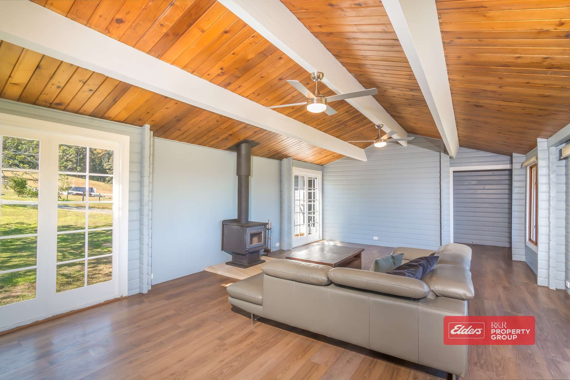 1822 Wootton Way, Wootton For Sale by Farmbuy.com - image 2