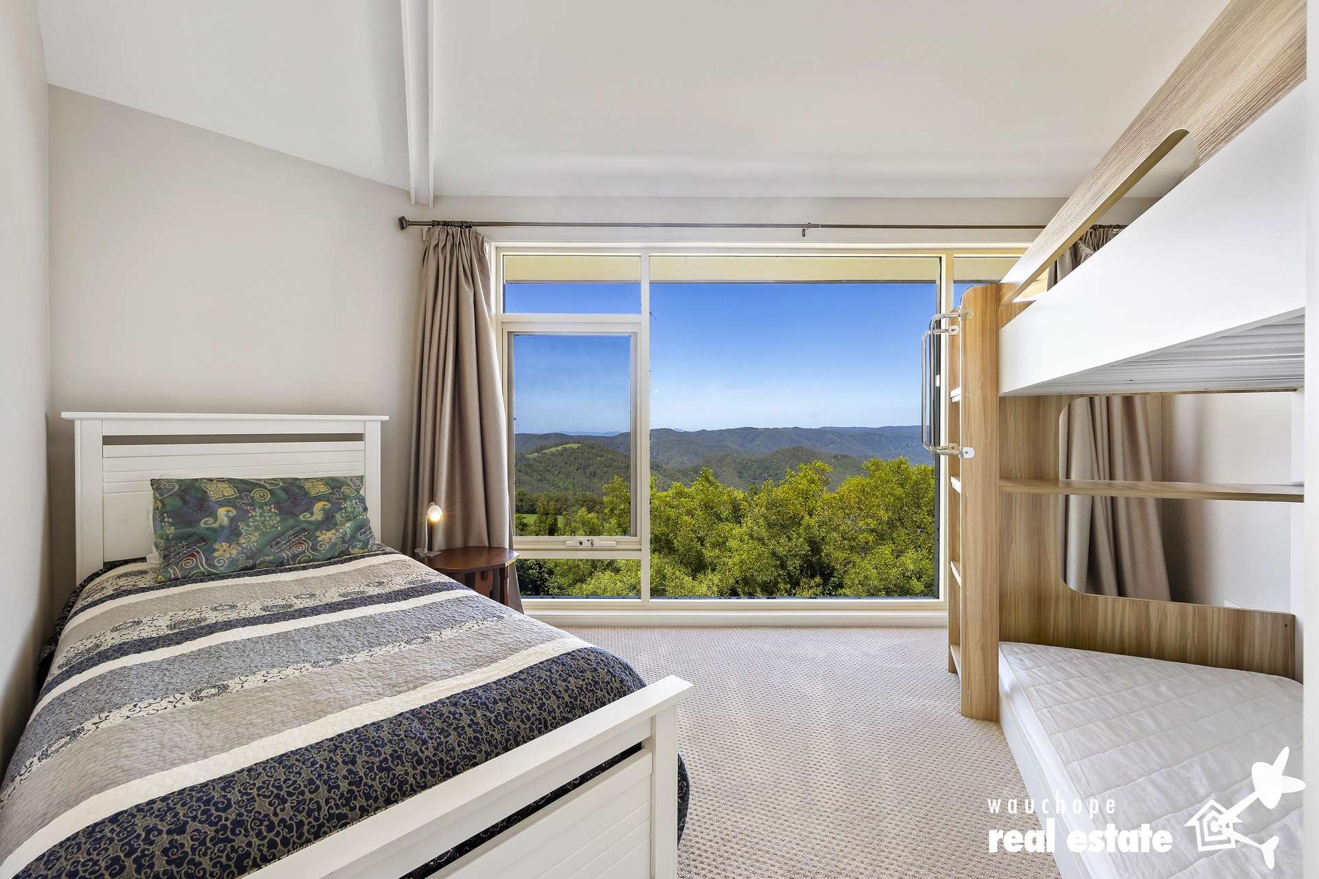 933 Innes View Road, Innes View For Sale by Farmbuy.com - image 12