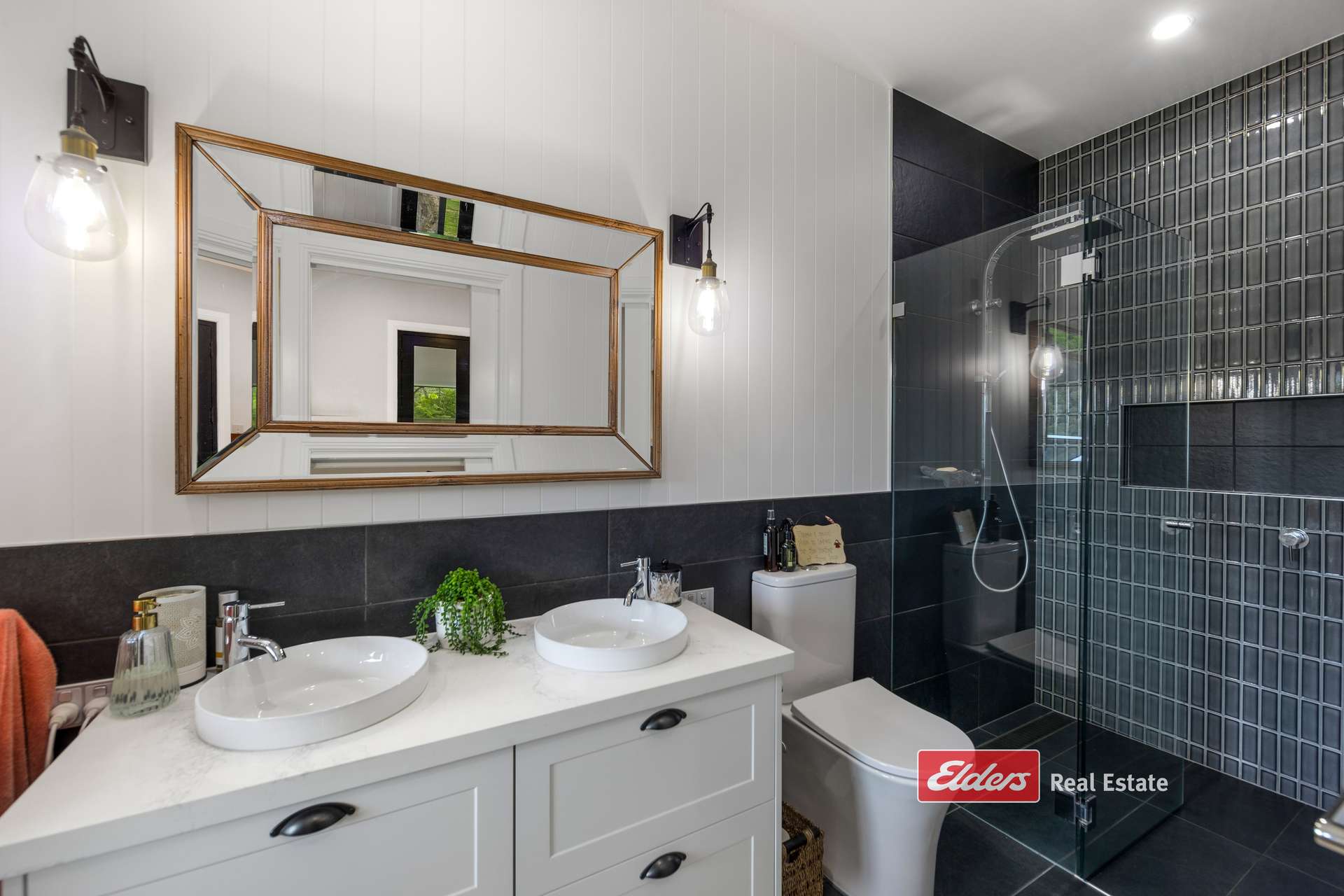 949 Tipperary Road, Tipperary Via, Gloucester For Sale by Farmbuy.com - image 30